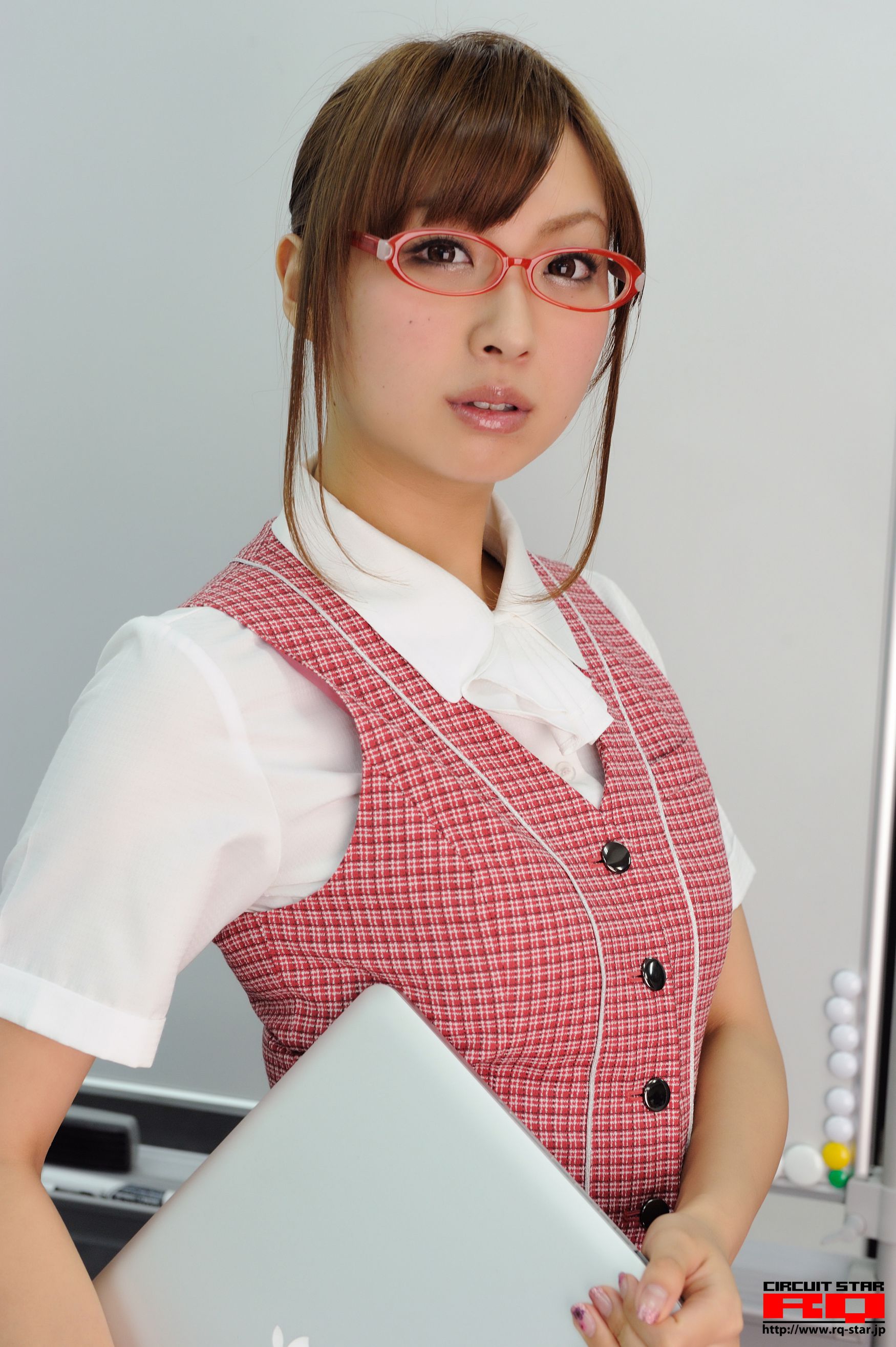 [RQ-STAR] NO.00255 Yuka Tachibana 立花ゆか Office Lady 写真集