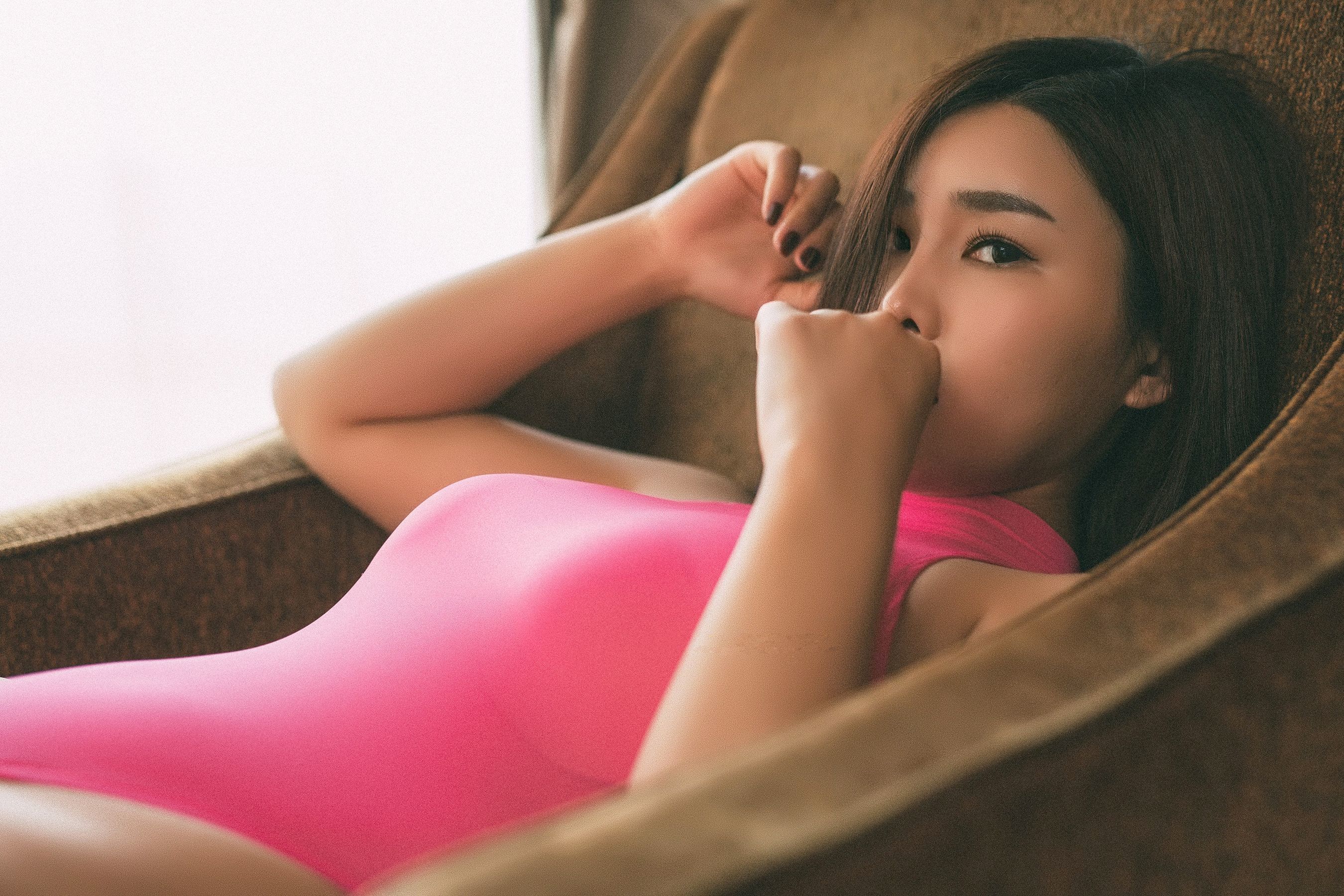 闫盼盼 火红蜜桃
