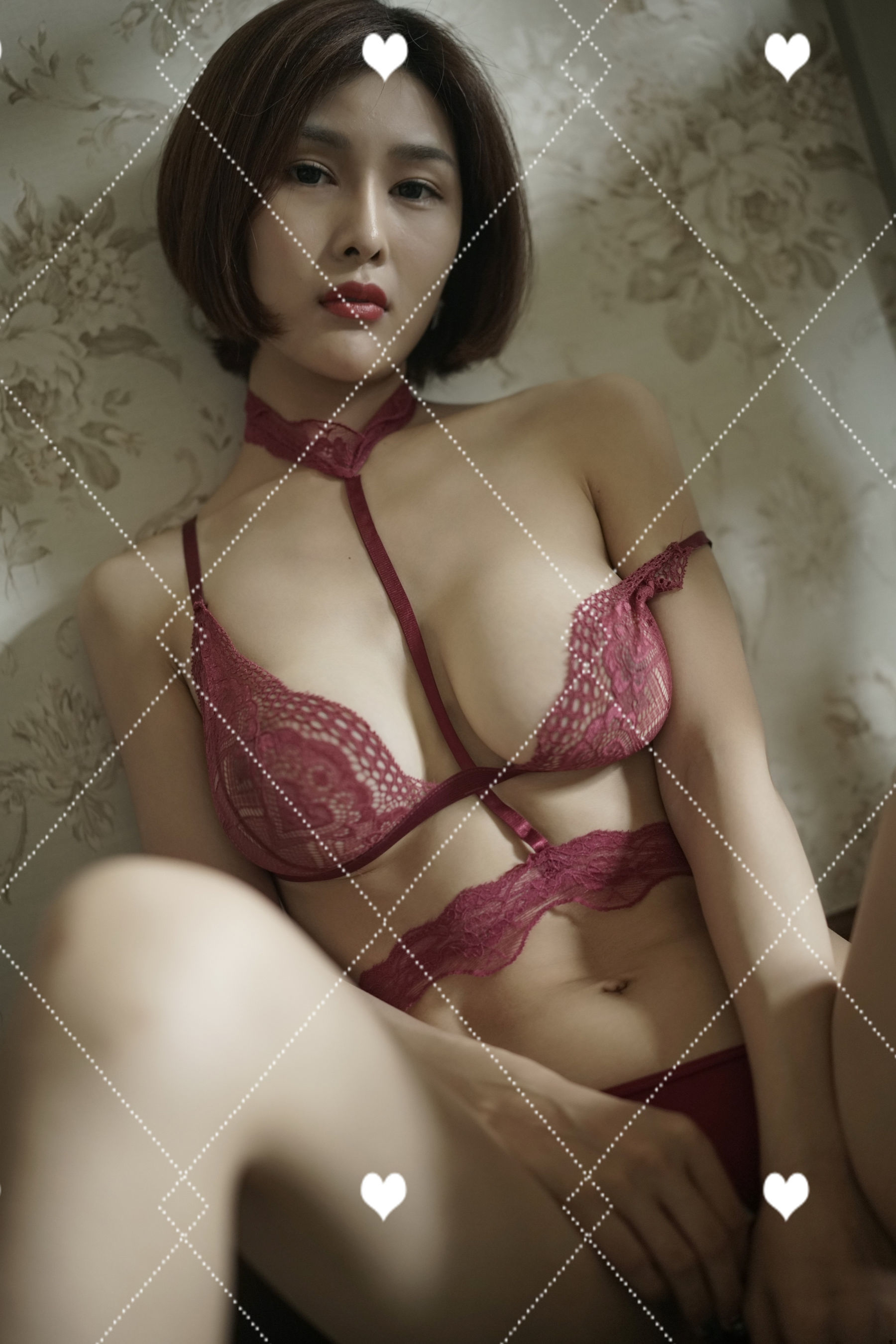 闫盼盼 紫色全屏