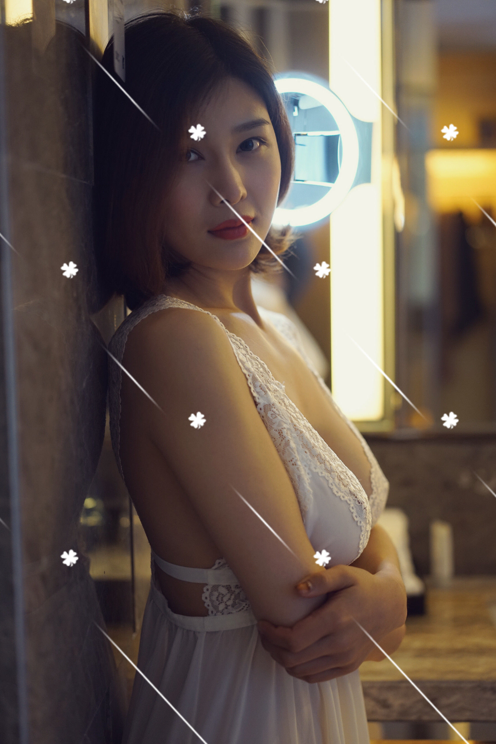 闫盼盼 蕾丝全屏