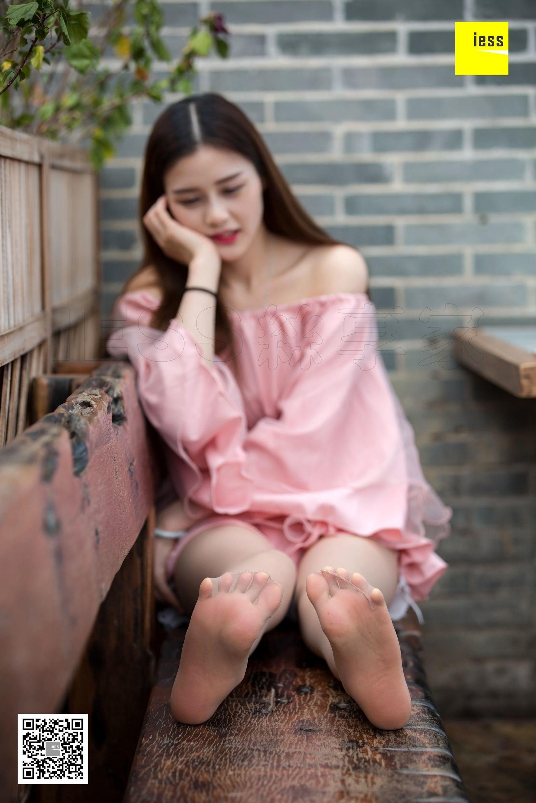 [异思趣向IESS] 丝享家290 九妹 《粉粉嫩嫩的九妹》