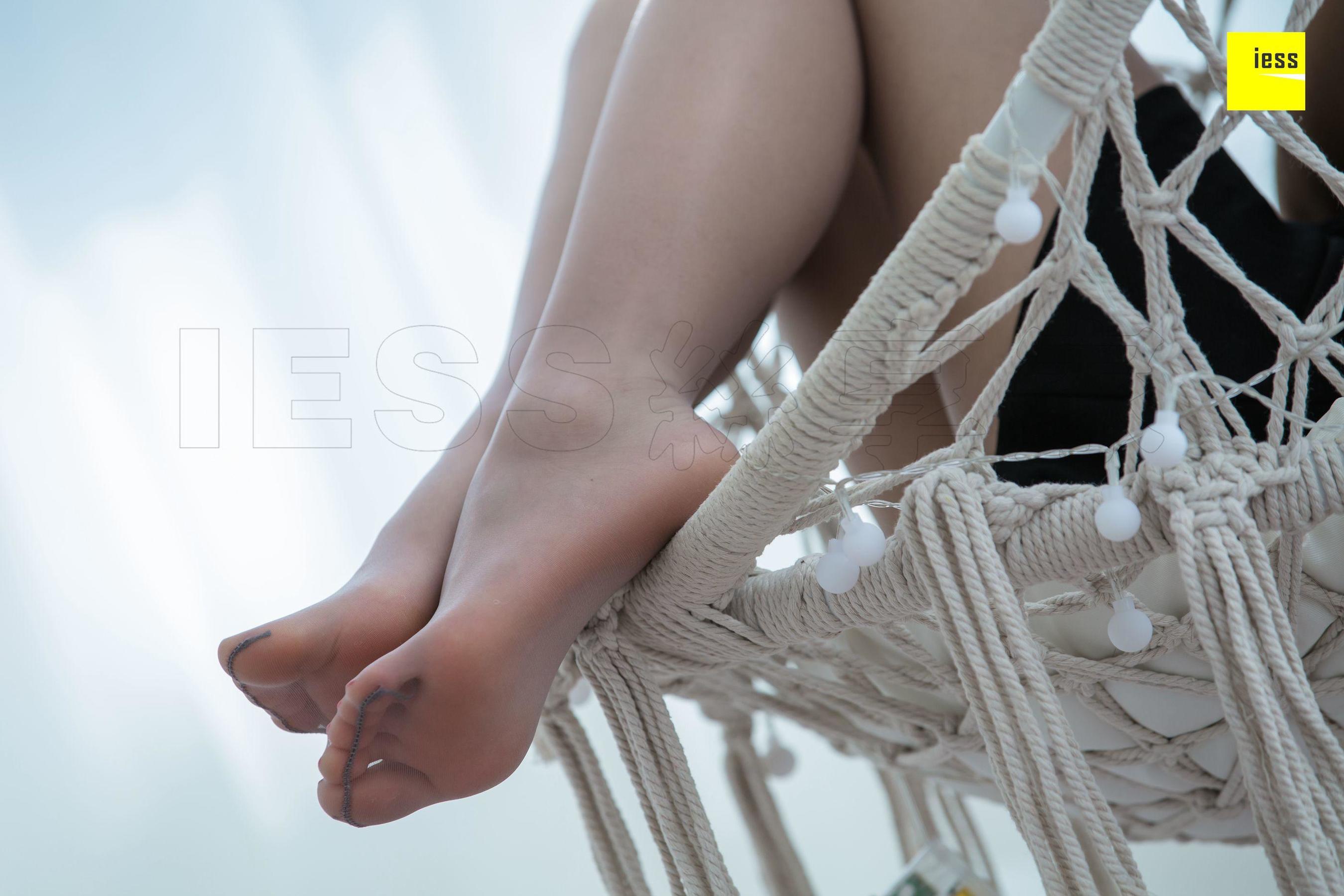 [异思趣向IESS] 丝享家291 姗姗 《玩个球》