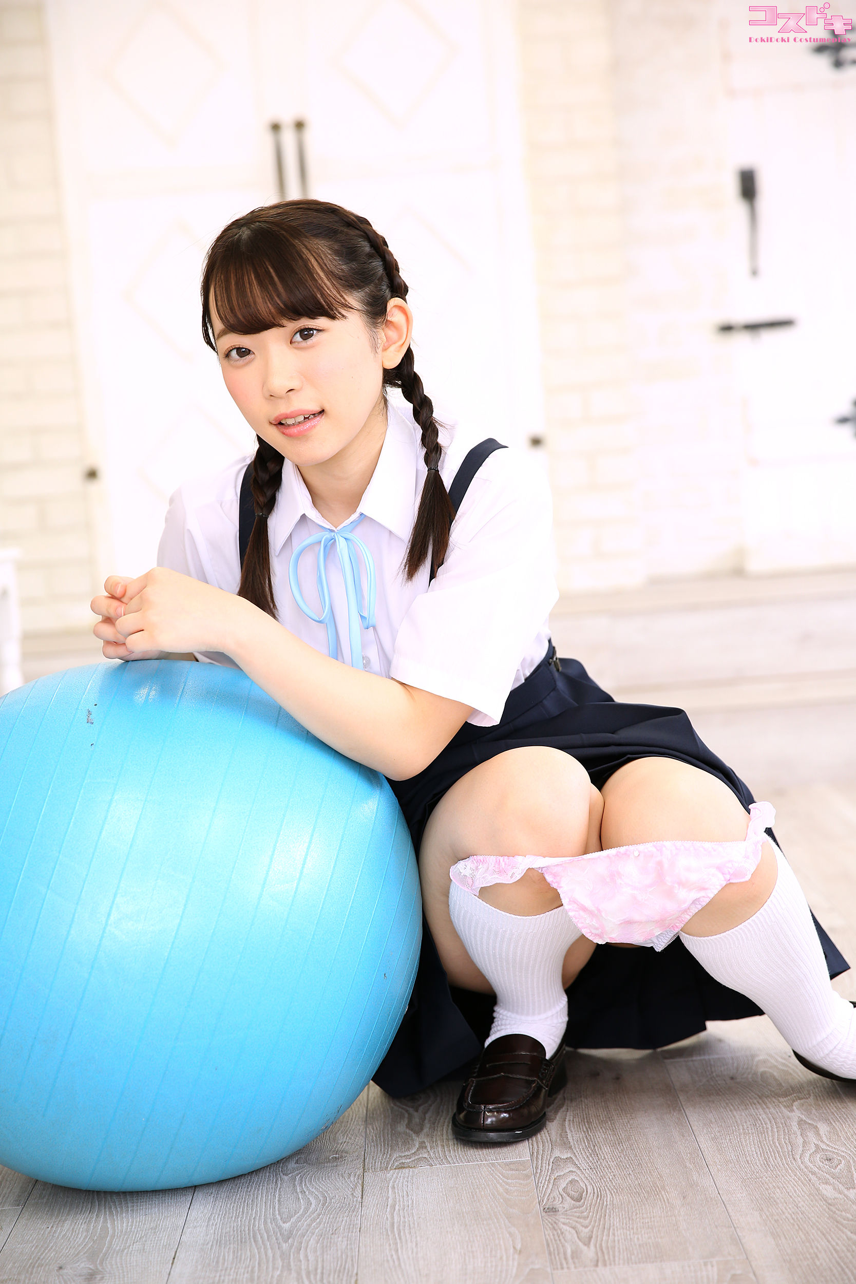 [Cosdoki] Yura Kano 架乃ゆら kanoyura_pic_seifuku1