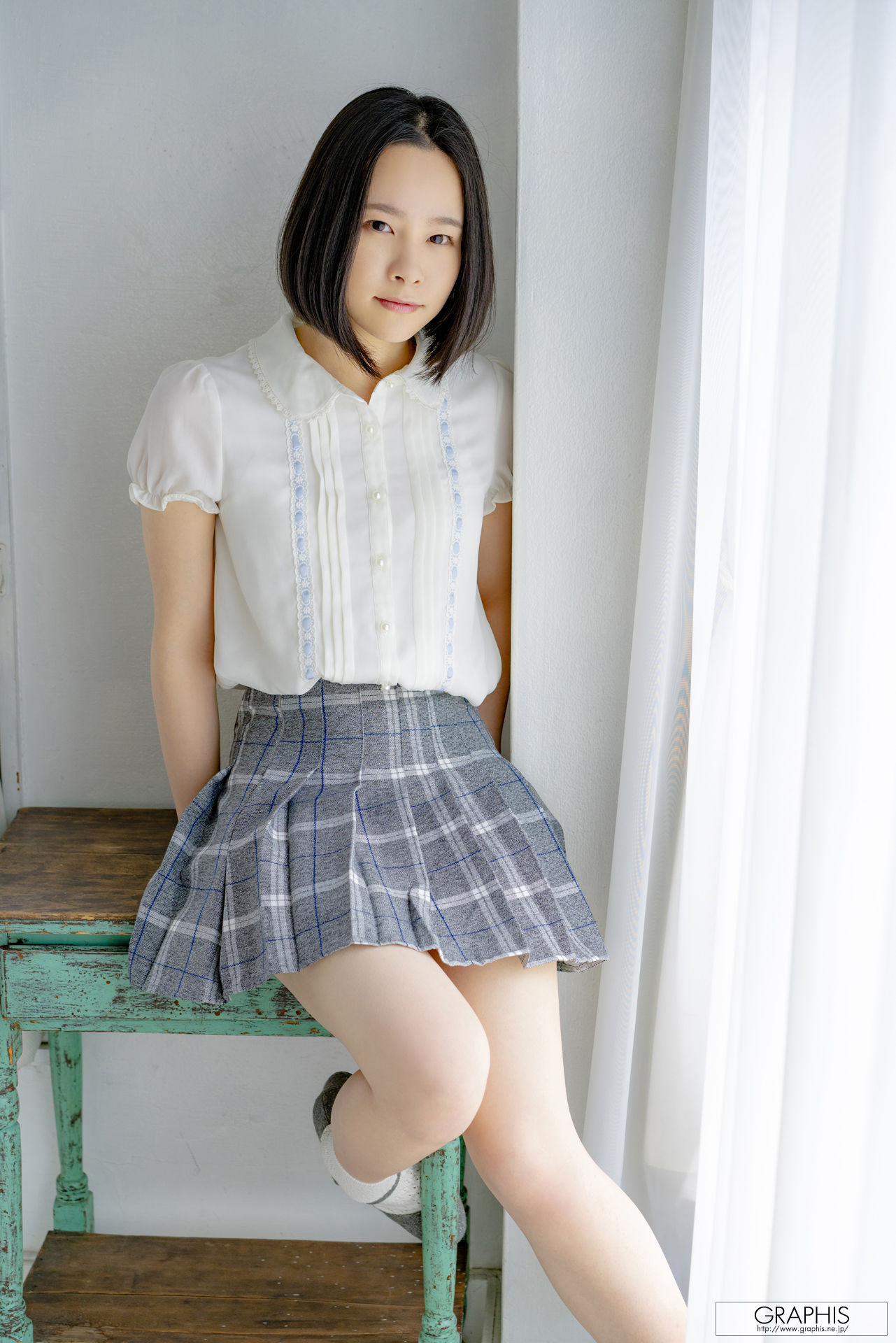 [Graphis] First Gravure 初脱ぎ娘 No.161 Fumika Hatsuno 初乃ふみか