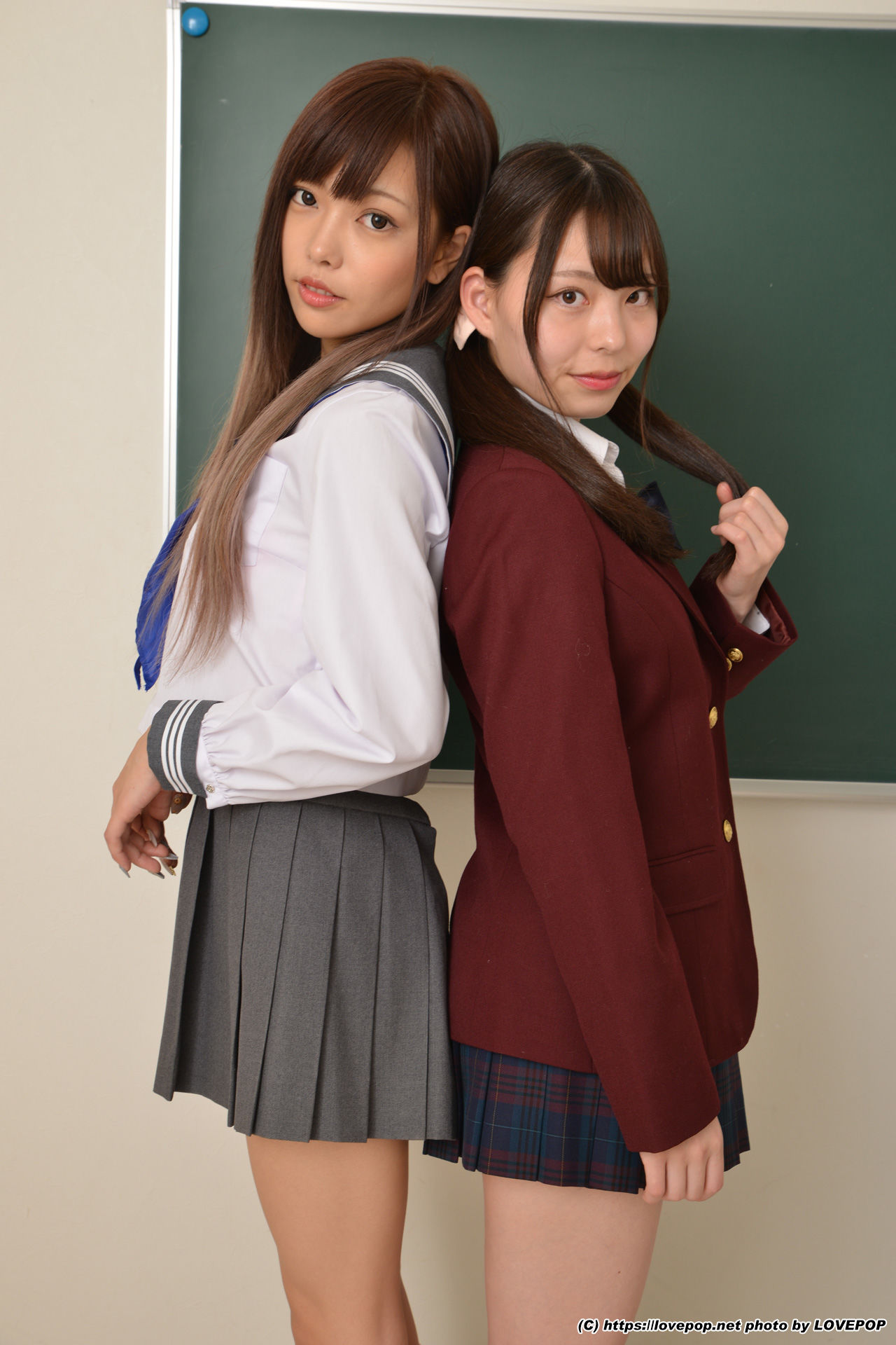 [LOVEPOP] Chiaki Narumi 鳴海千秋 & Aya Hirose 広瀬あや Photoset 01
