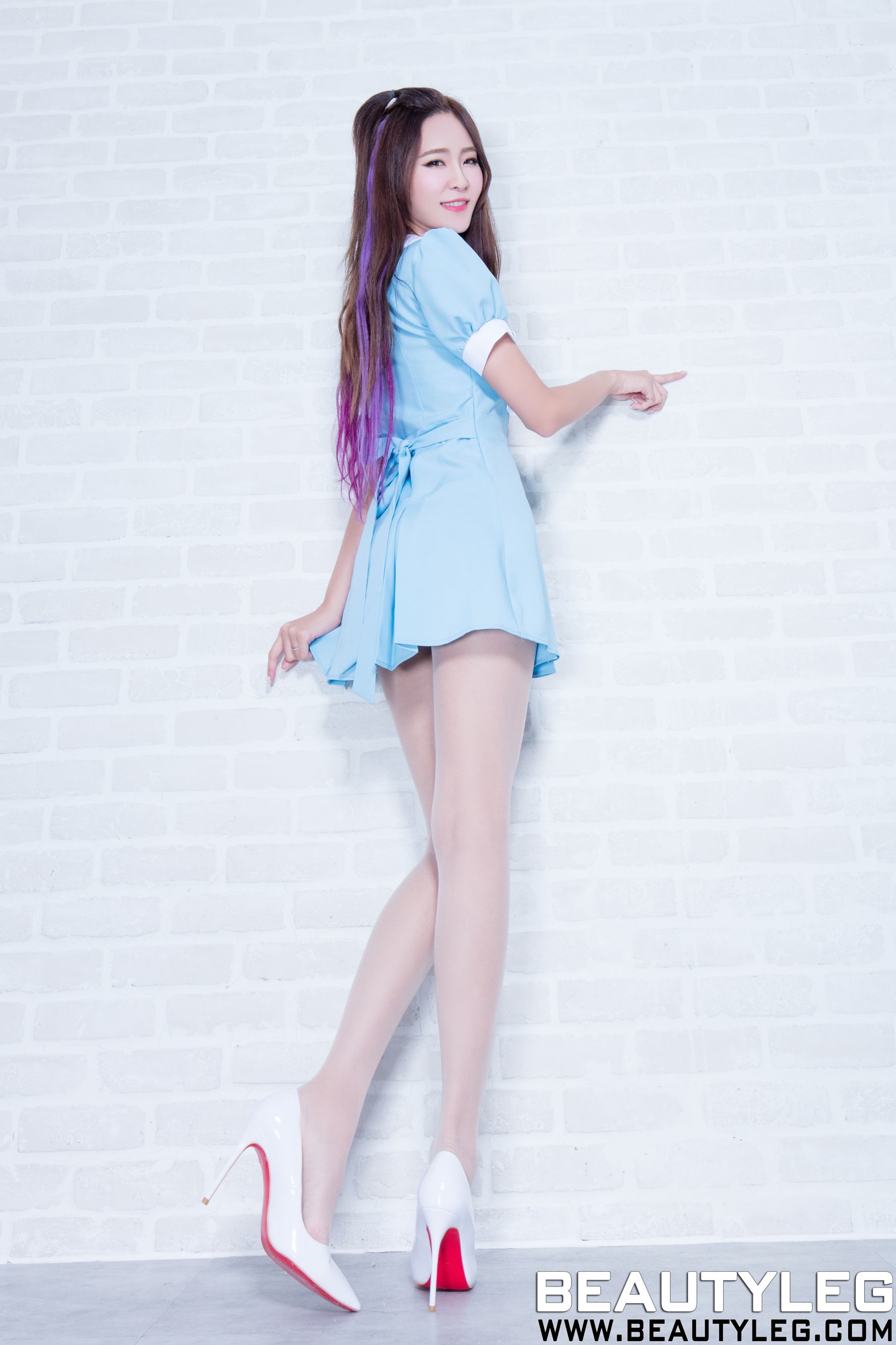 [Beautyleg] NO.1338 台湾腿模Winnie 美腿