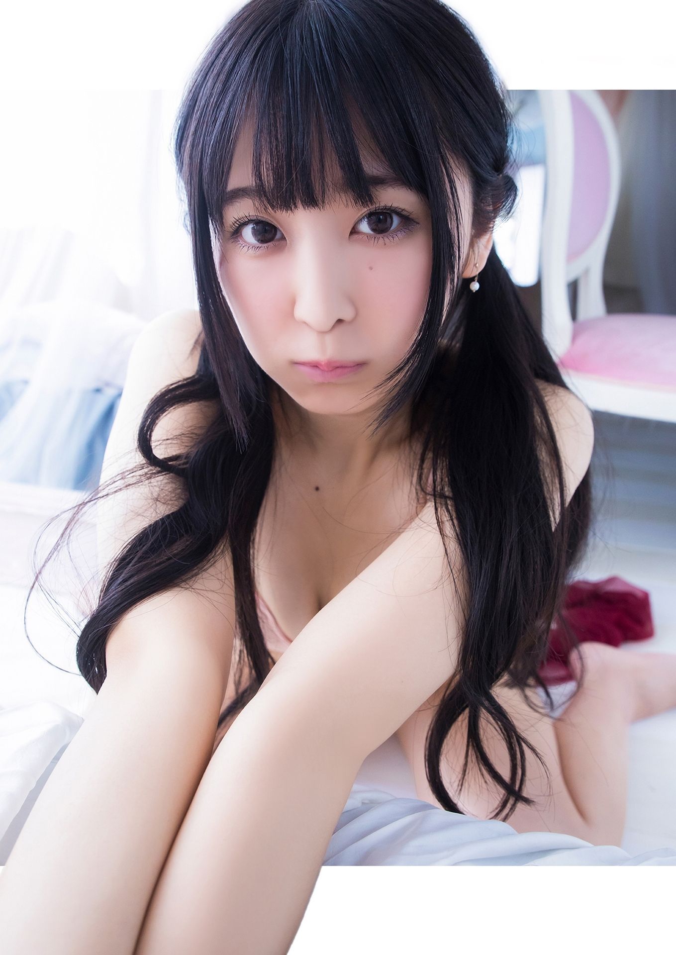 [PB] Naomi Majima 真島なおみ写真集「不思議な少女の秘密の花園」