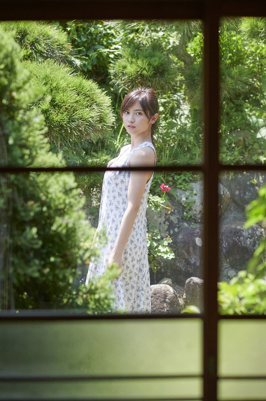 [WPB-net] No.221 桃月なしこ 「マジナツ～Magic of Summer～」スペシャル写真集