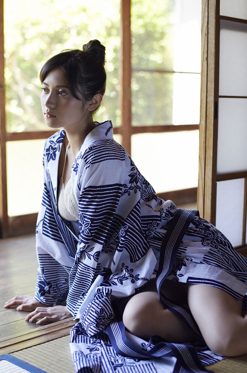 [WPB-net] No.221 桃月なしこ 「マジナツ～Magic of Summer～」スペシャル写真集