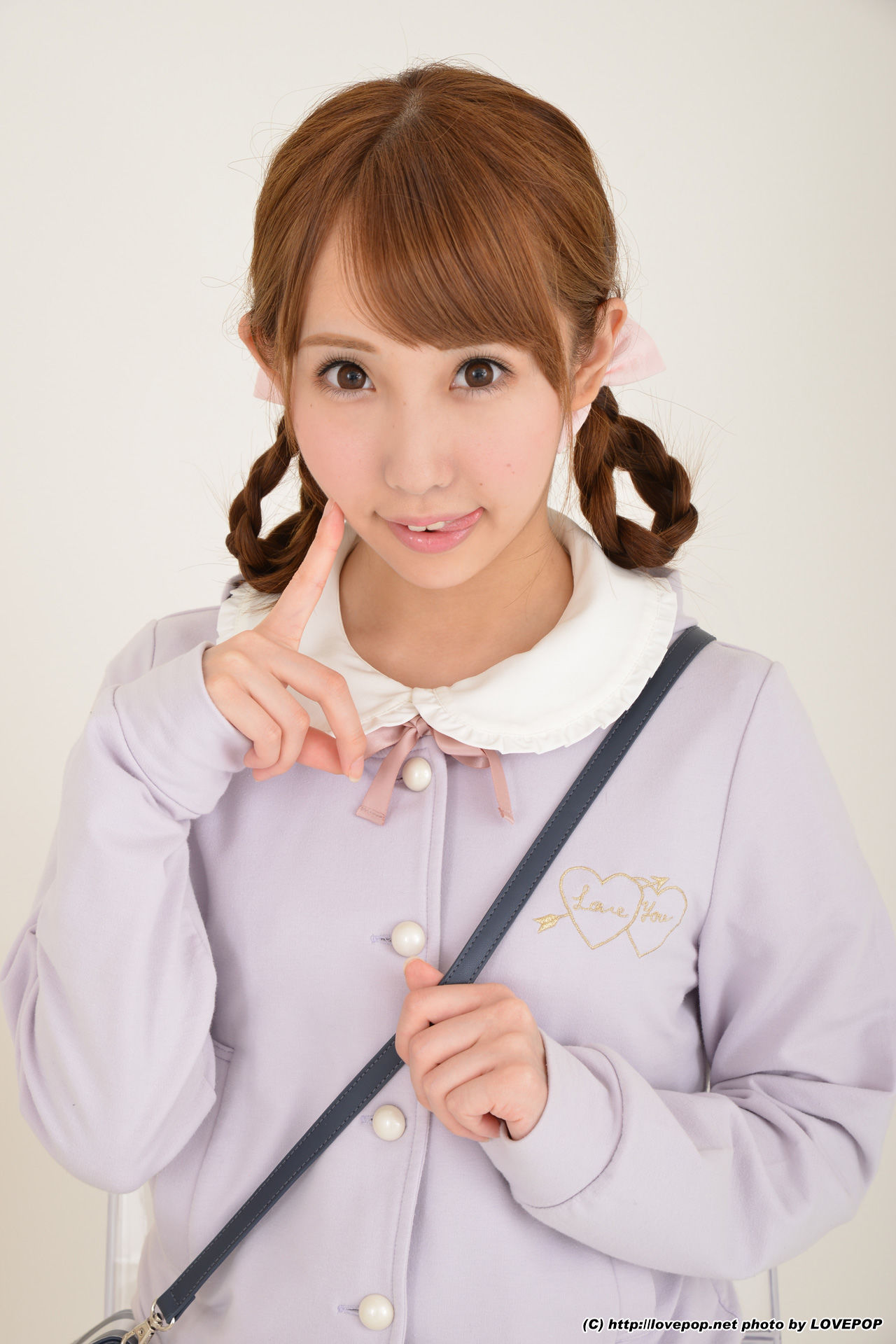 [LOVEPOP] Mai Usami 宇佐美まい transparent chair! Lolita clothes - PPV