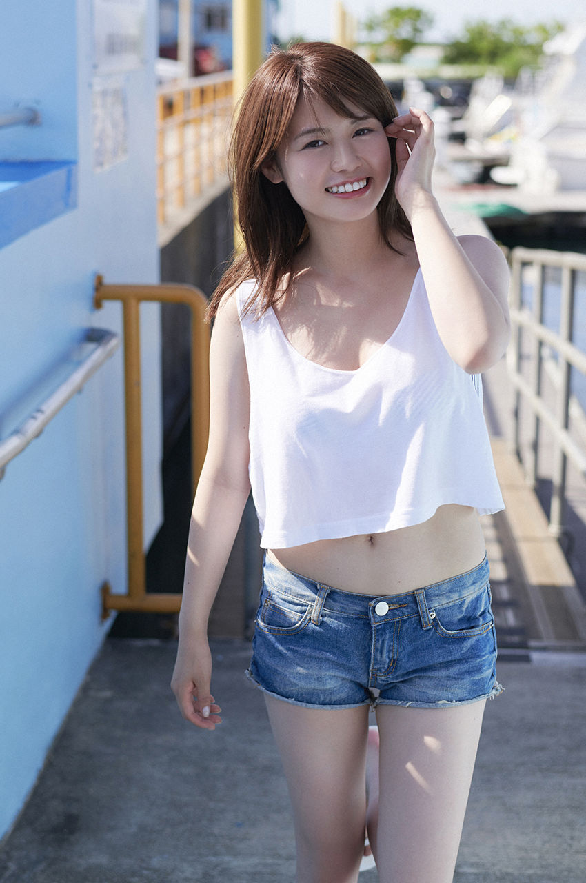 [WPB-net] No.222 Ayako Iguchi 井口綾子スペシャル写真集「見つめたいクセに」 - COMPLETE