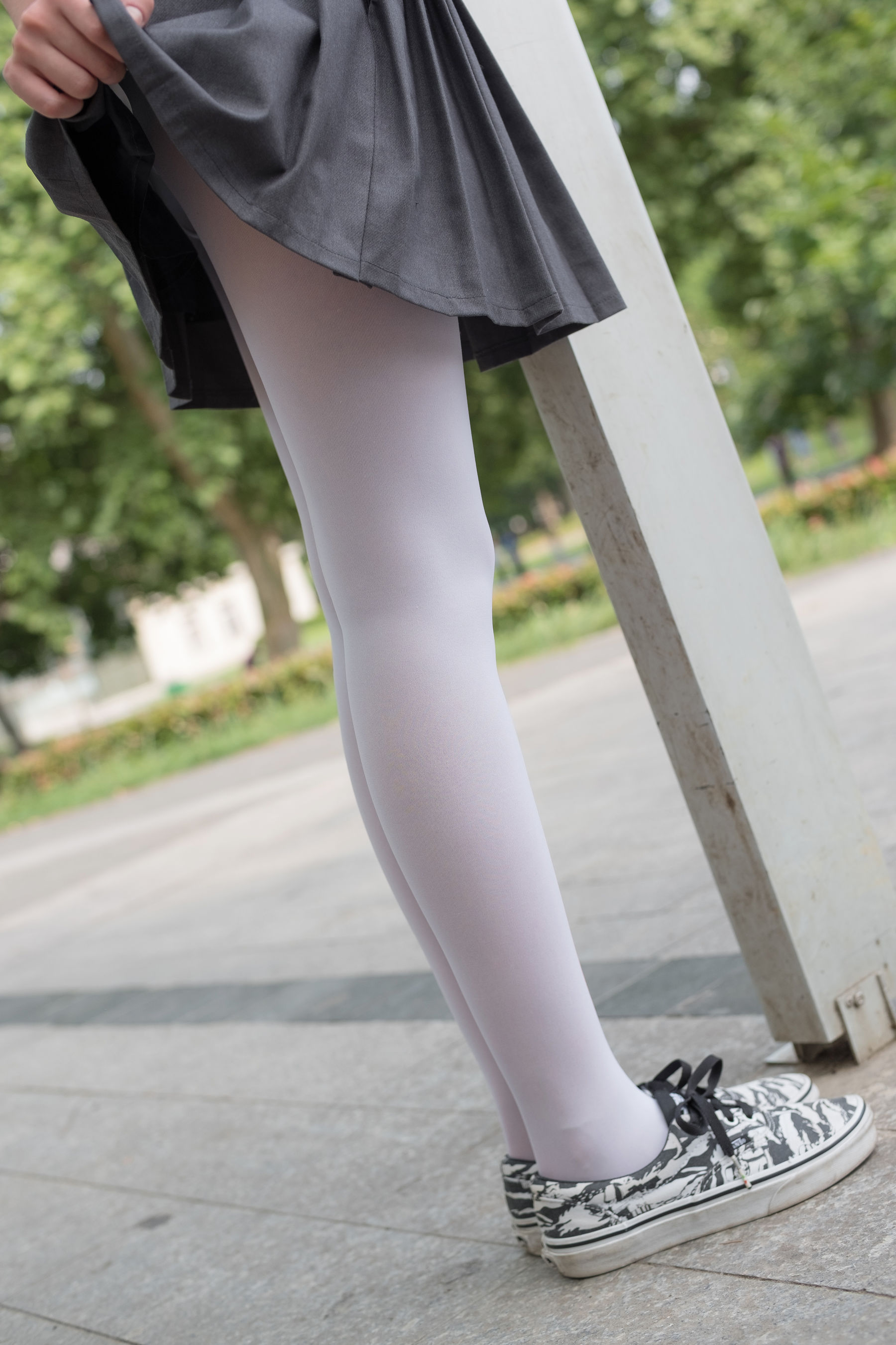 [森萝财团] R15-014 白丝妹妹游园