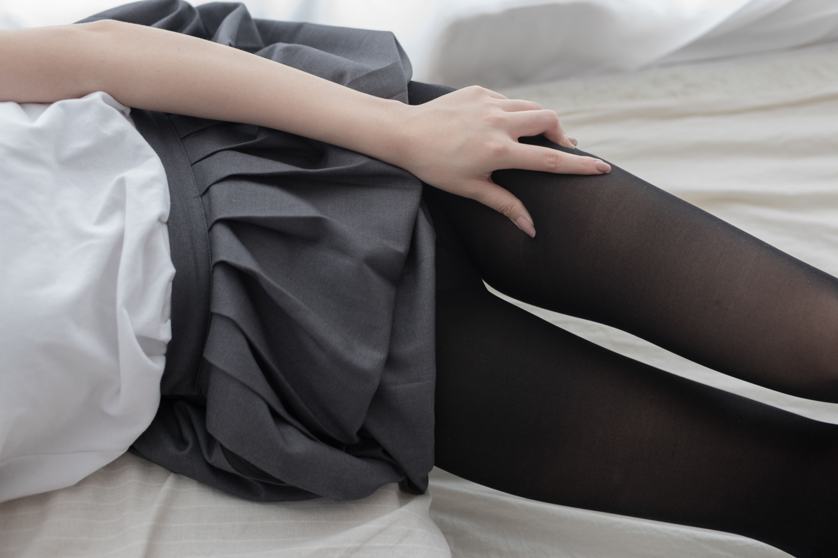 [森萝财团] R15-017 少女的黑丝