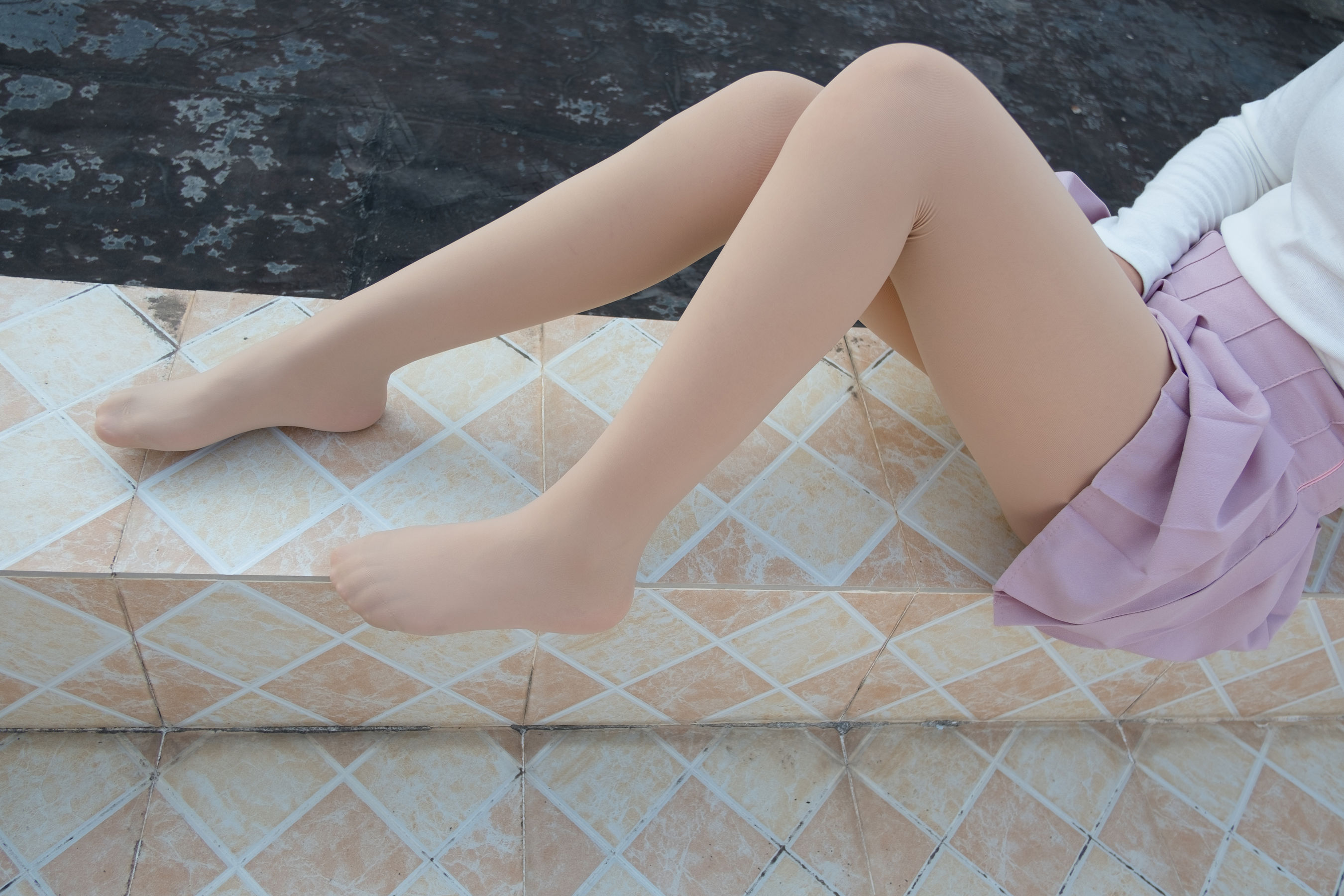 [森萝财团] R15-038 肉丝大胸妹
