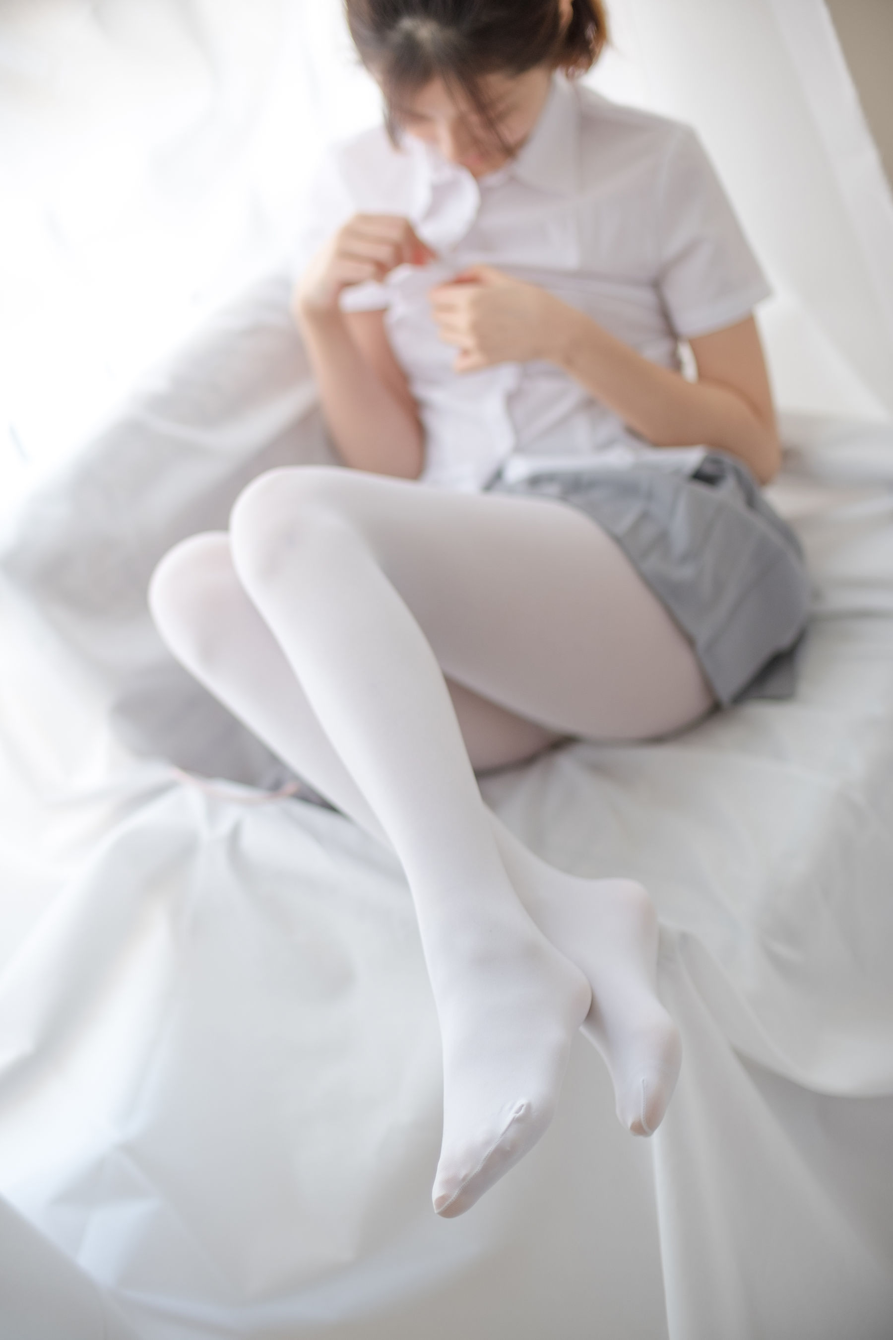 [森萝财团] R15-045 白丝学妹休憩空间