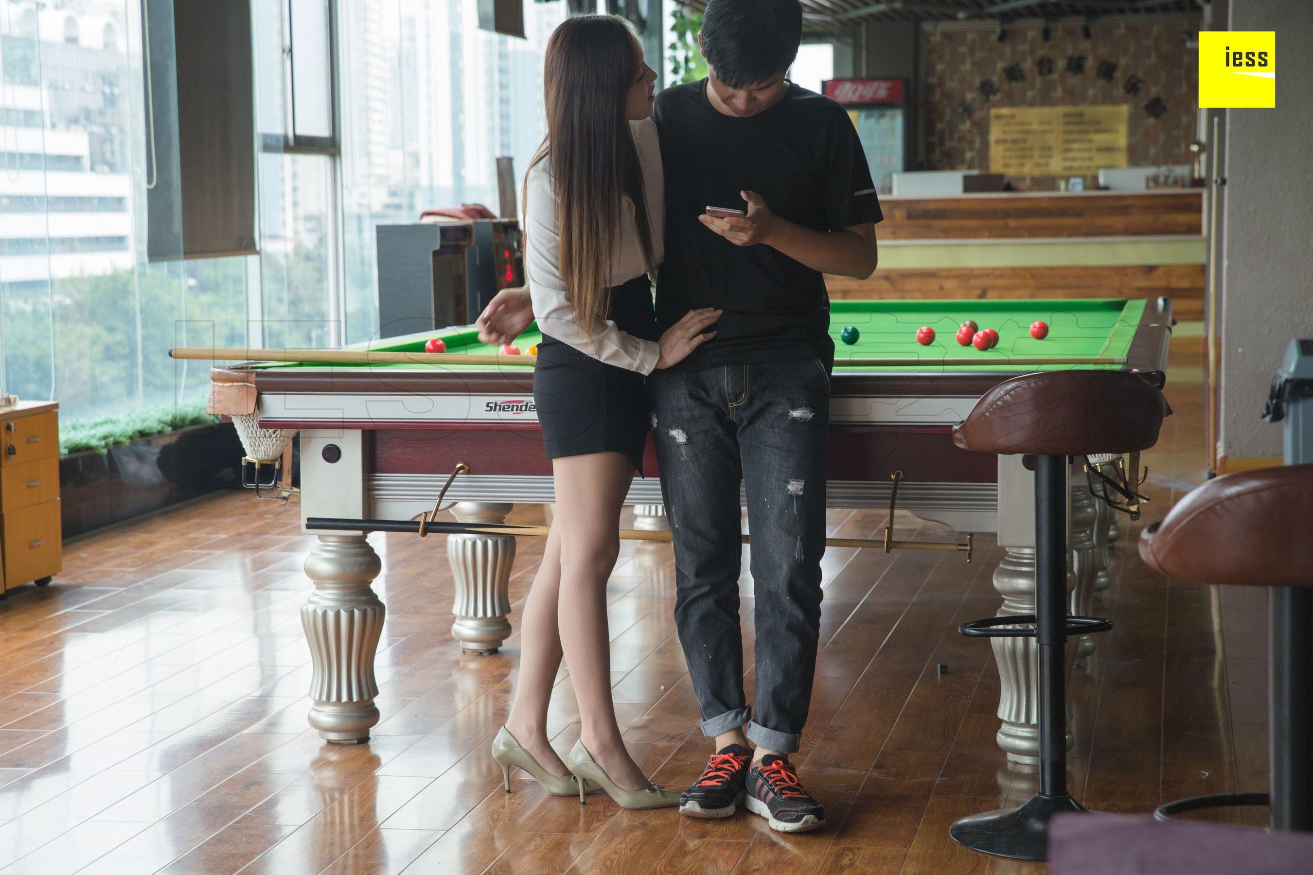 [异思趣向IESS] 模特小羽 《可以教我打台球吗2》