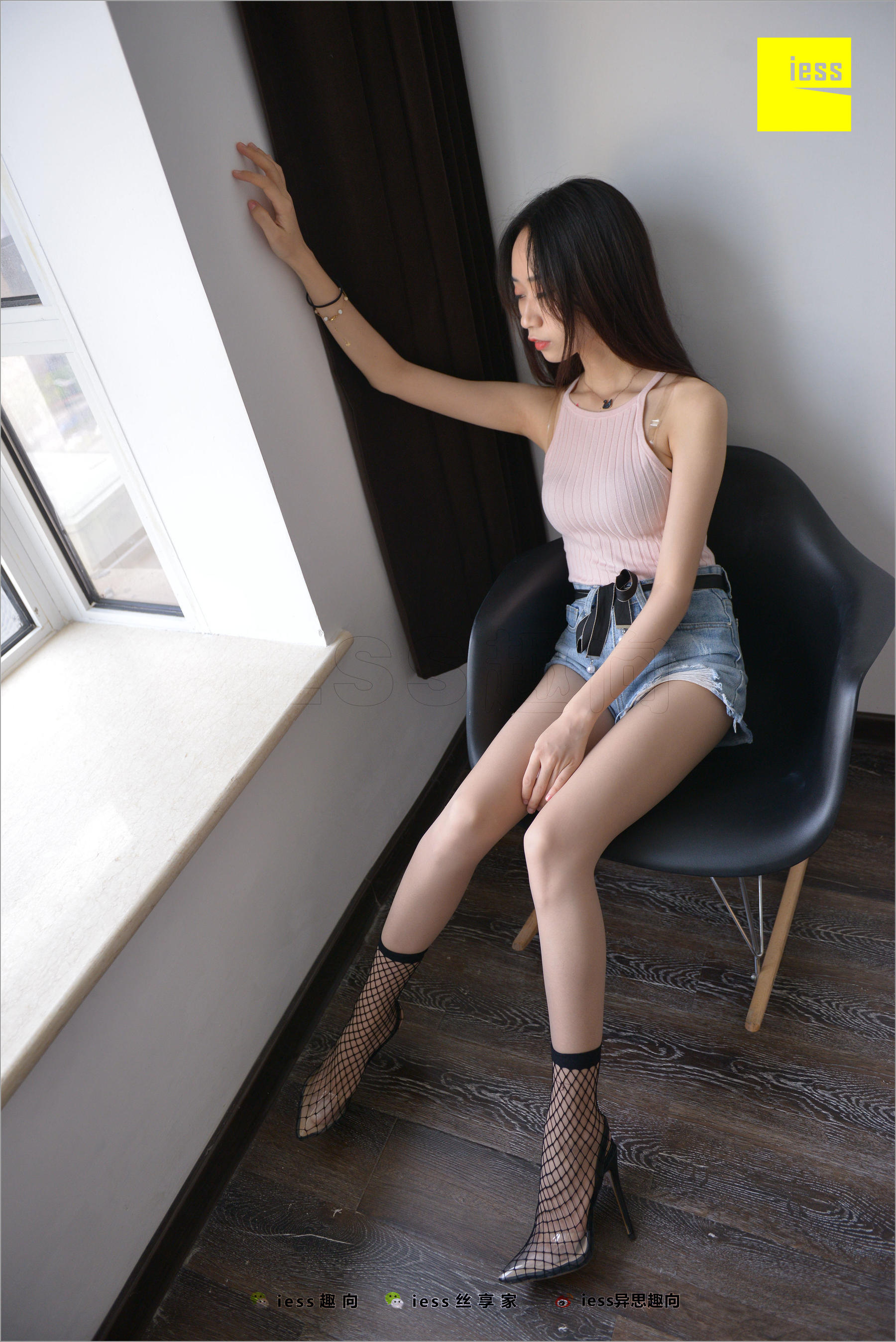 [异思趣向IESS] 模特美西 《狐狸已成精》