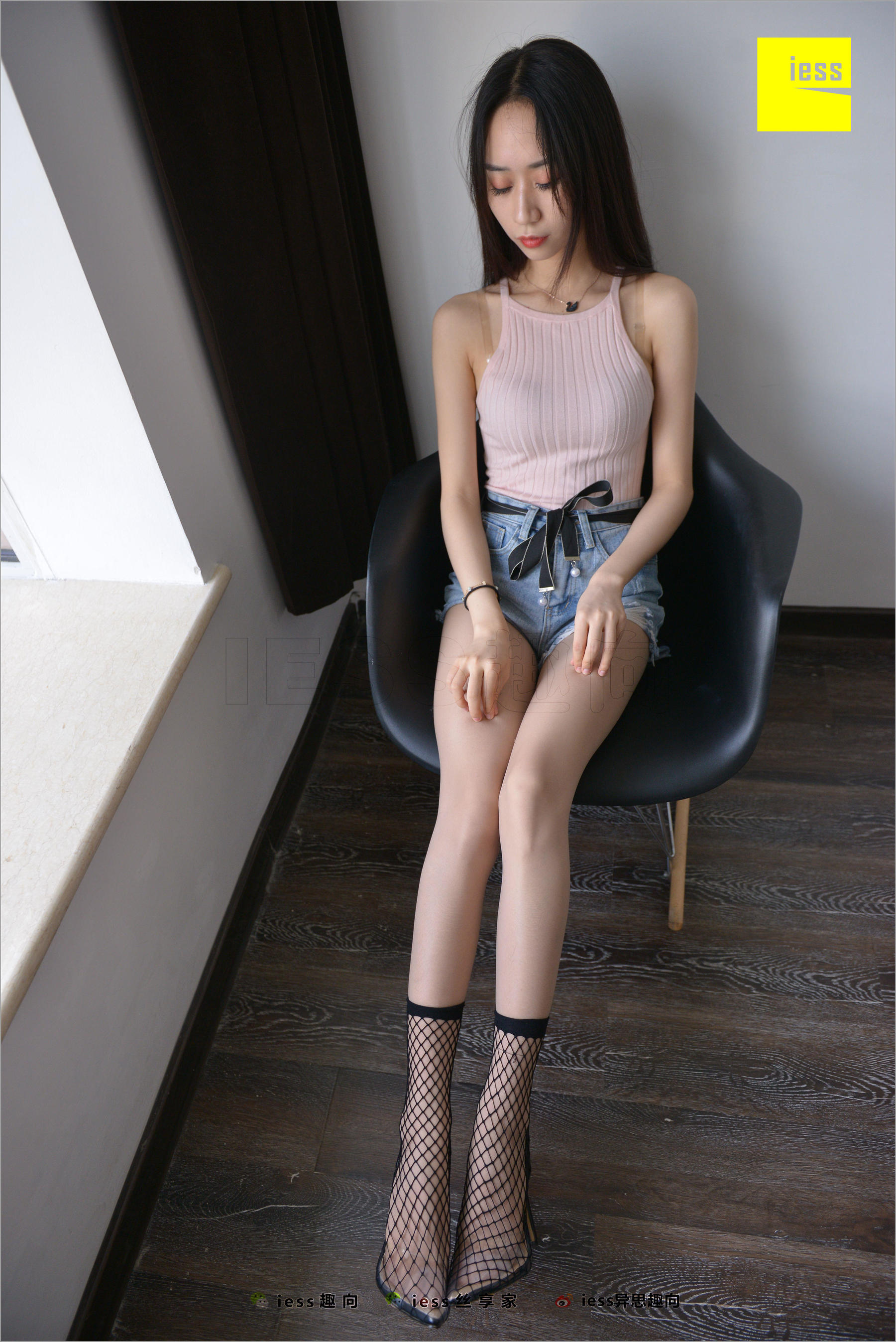 [异思趣向IESS] 模特美西 《狐狸已成精》