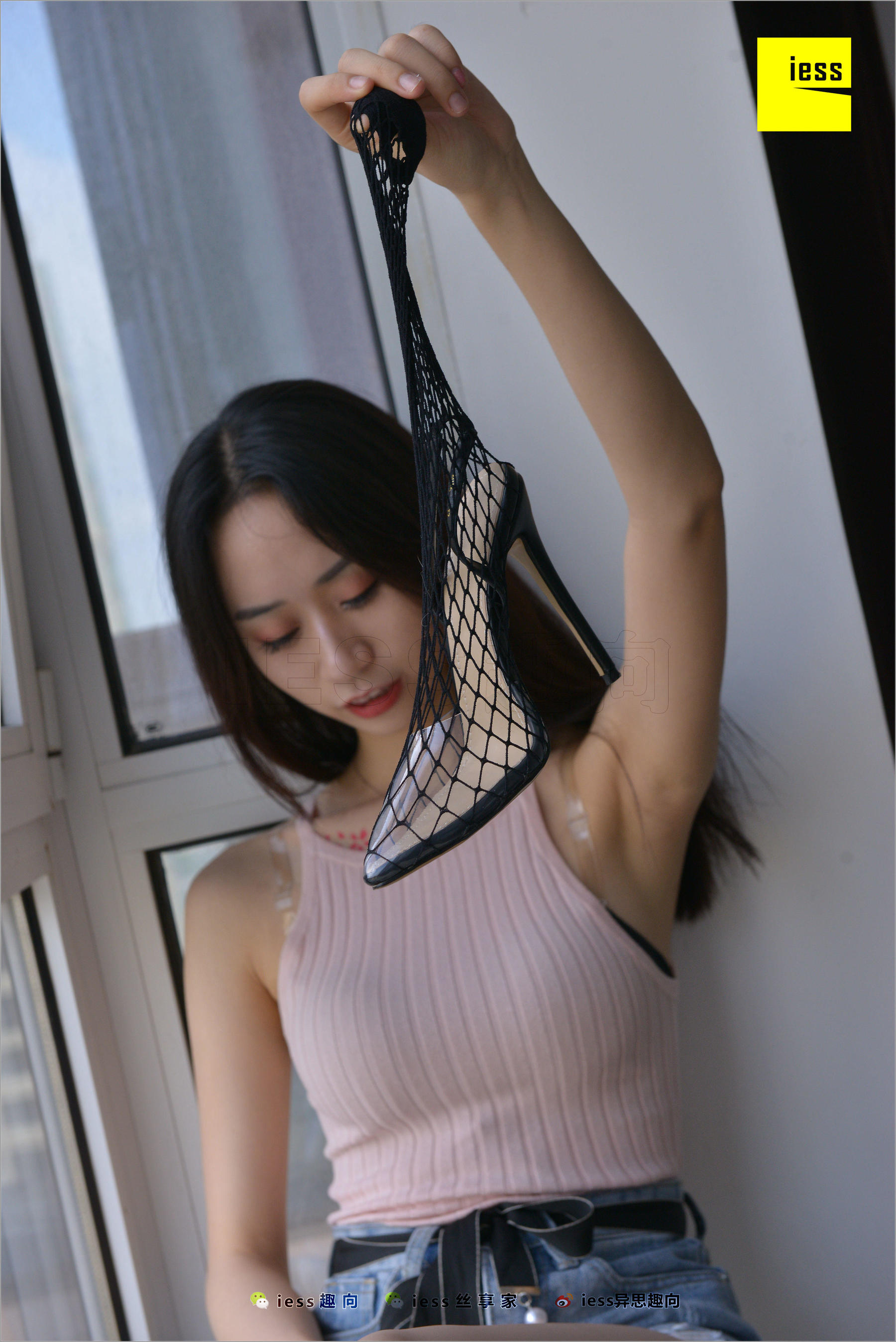 [异思趣向IESS] 模特美西 《狐狸已成精》