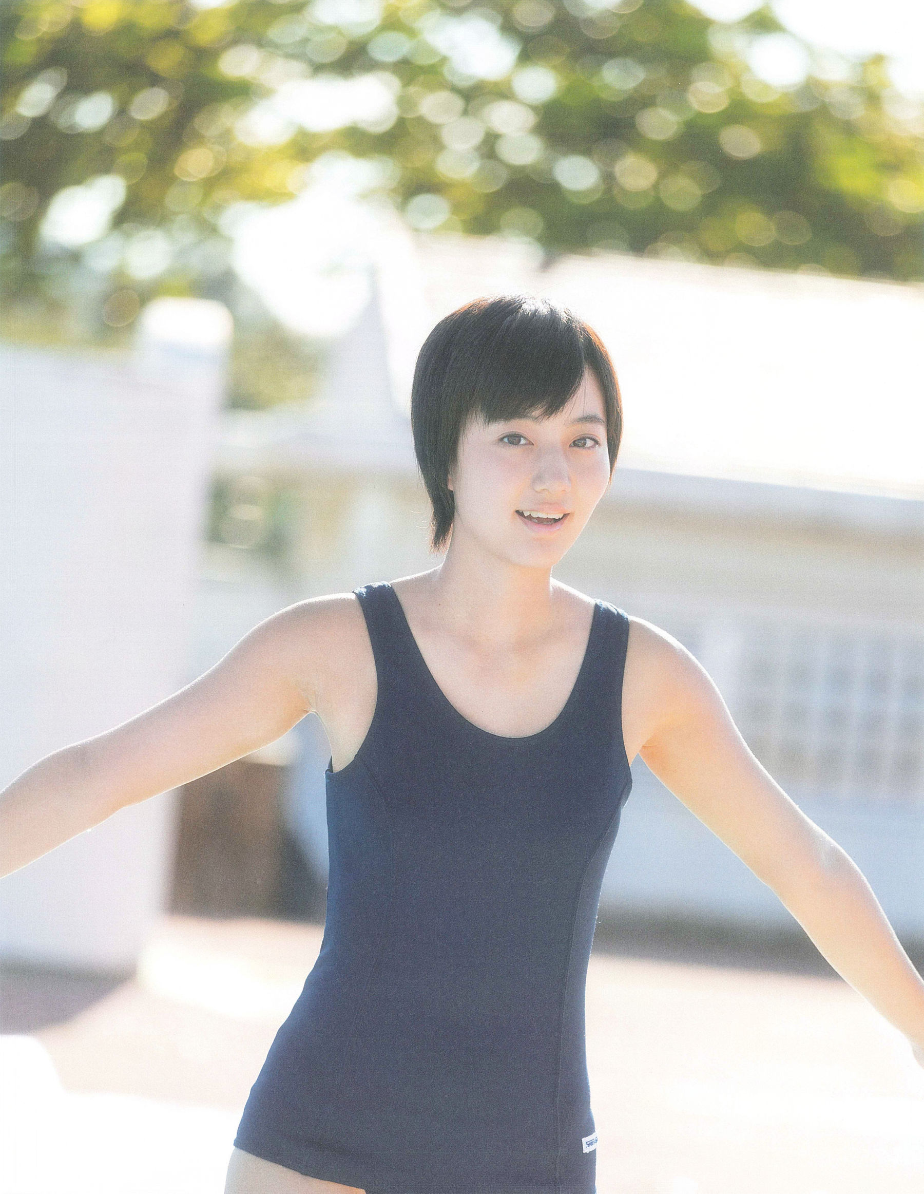 Manami Arai 新井愛瞳『セブンティーンズ?ブルー』1st写真集