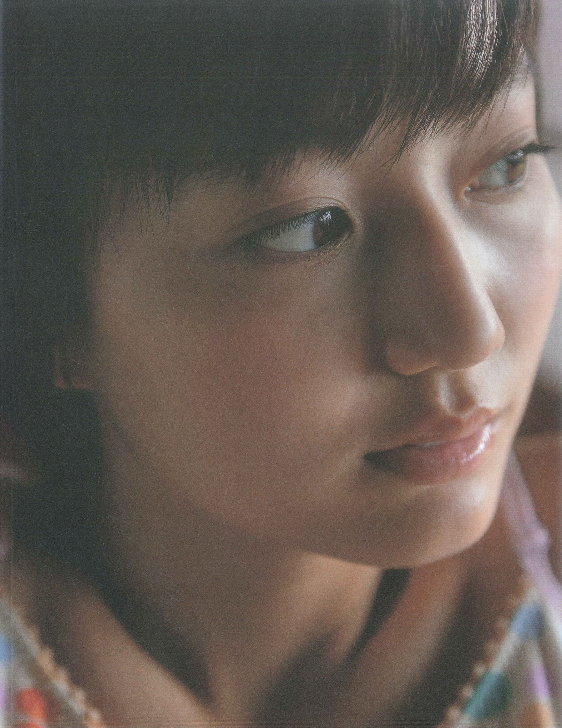 Manami Arai 新井愛瞳『セブンティーンズ?ブルー』1st写真集