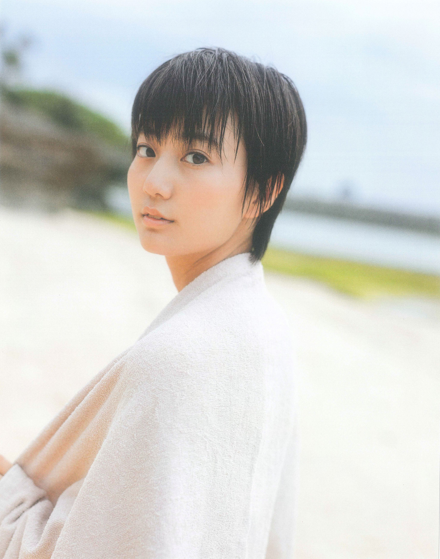 Manami Arai 新井愛瞳『セブンティーンズ?ブルー』1st写真集