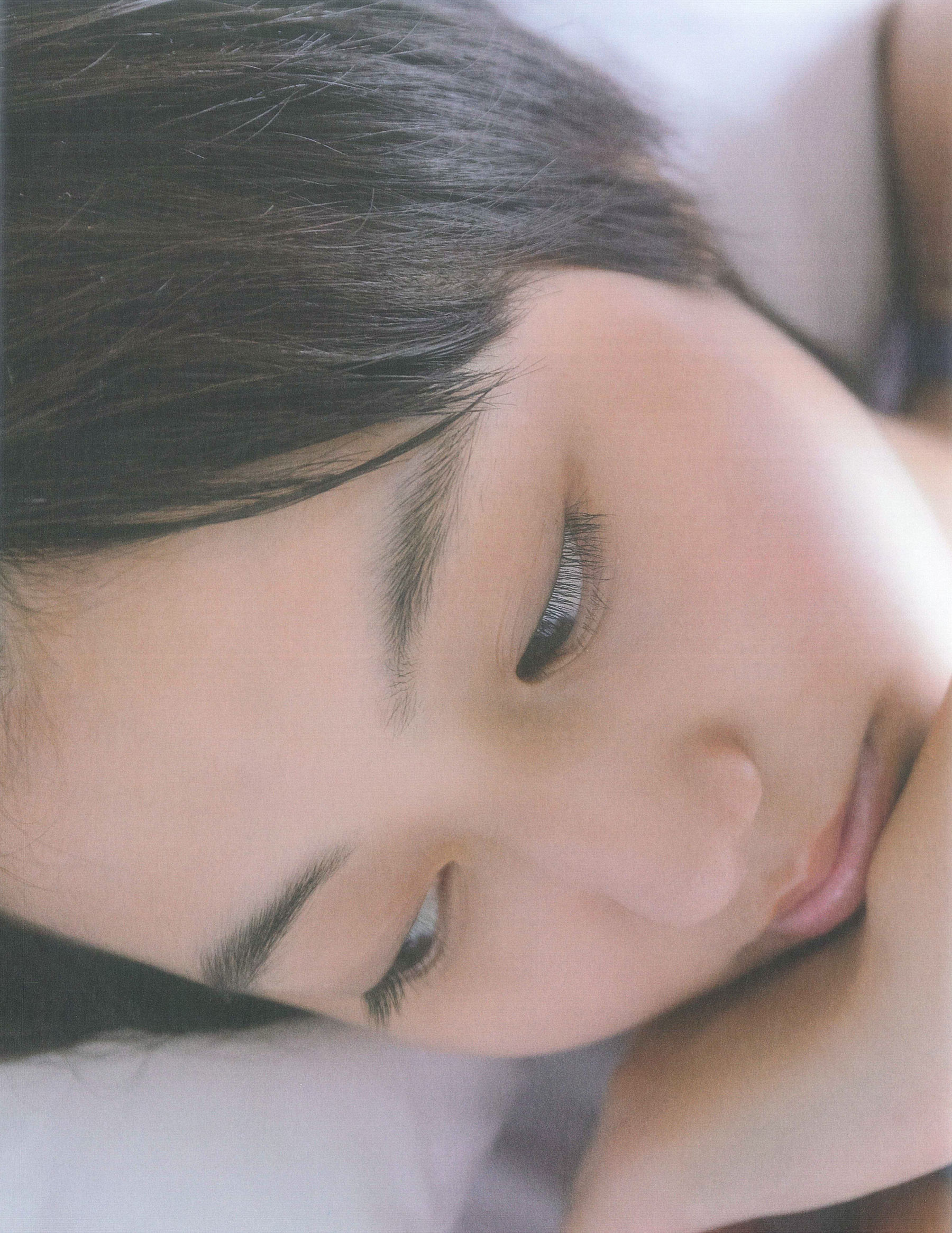 Manami Arai 新井愛瞳『セブンティーンズ?ブルー』1st写真集
