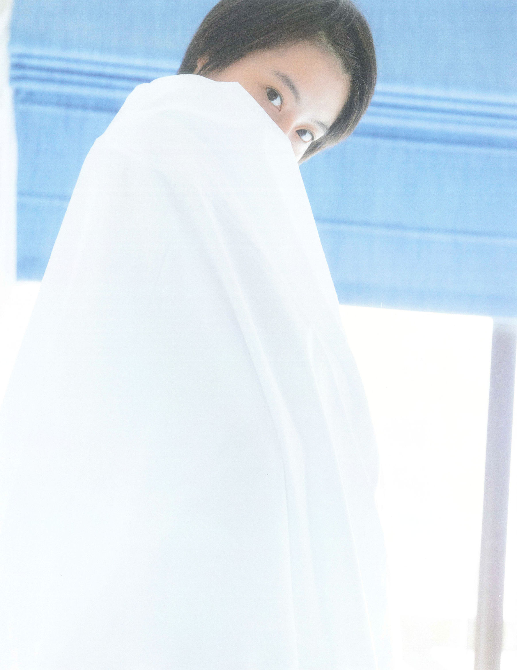 Manami Arai 新井愛瞳『セブンティーンズ?ブルー』1st写真集