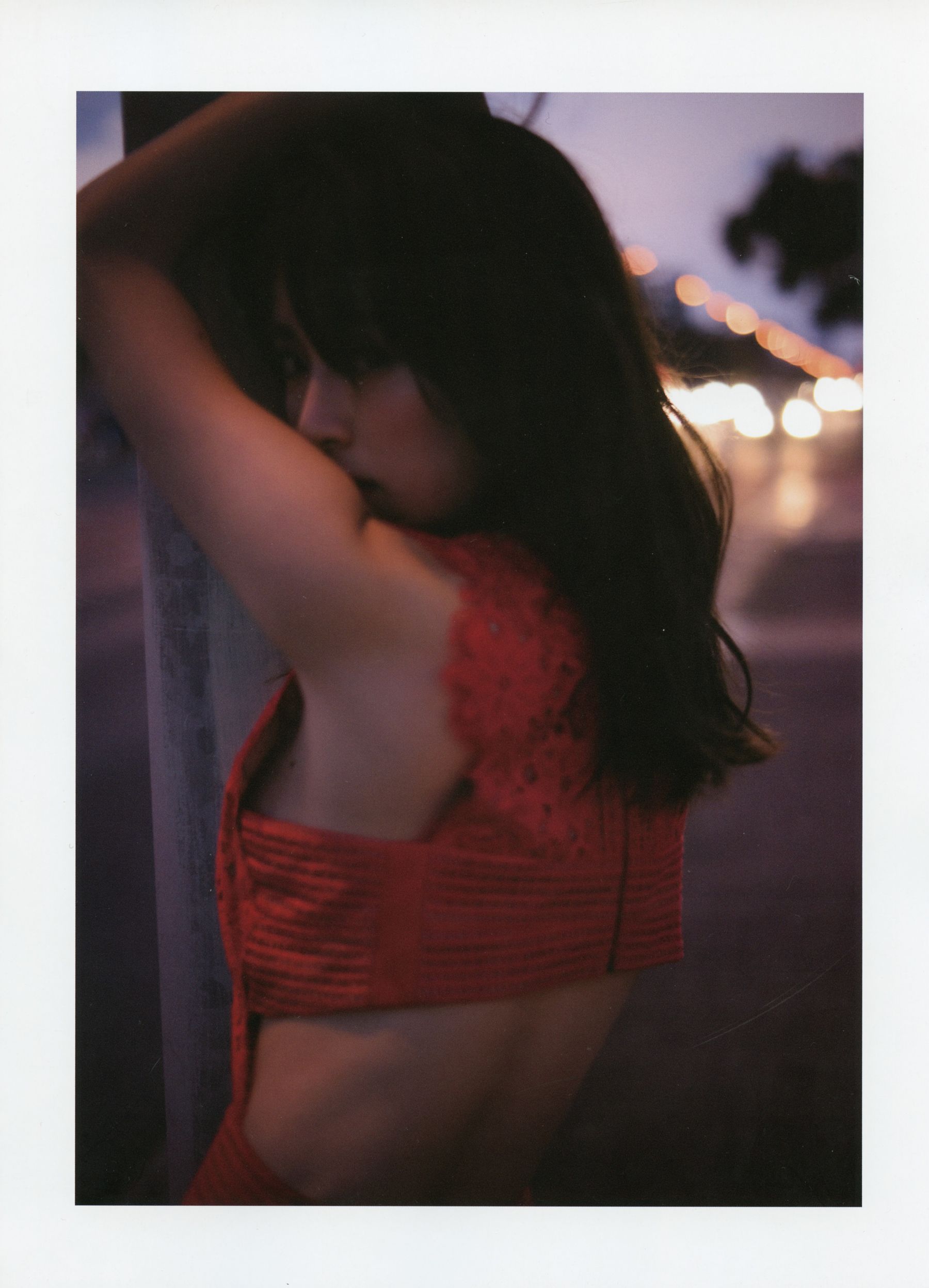 Rika Izumi 泉里香 1st Photobook「Rika!」