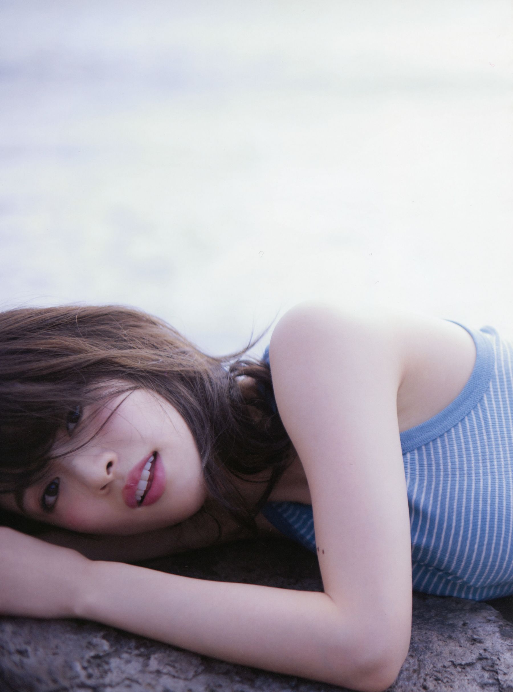 Rika Izumi 泉里香 1st Photobook「Rika!」