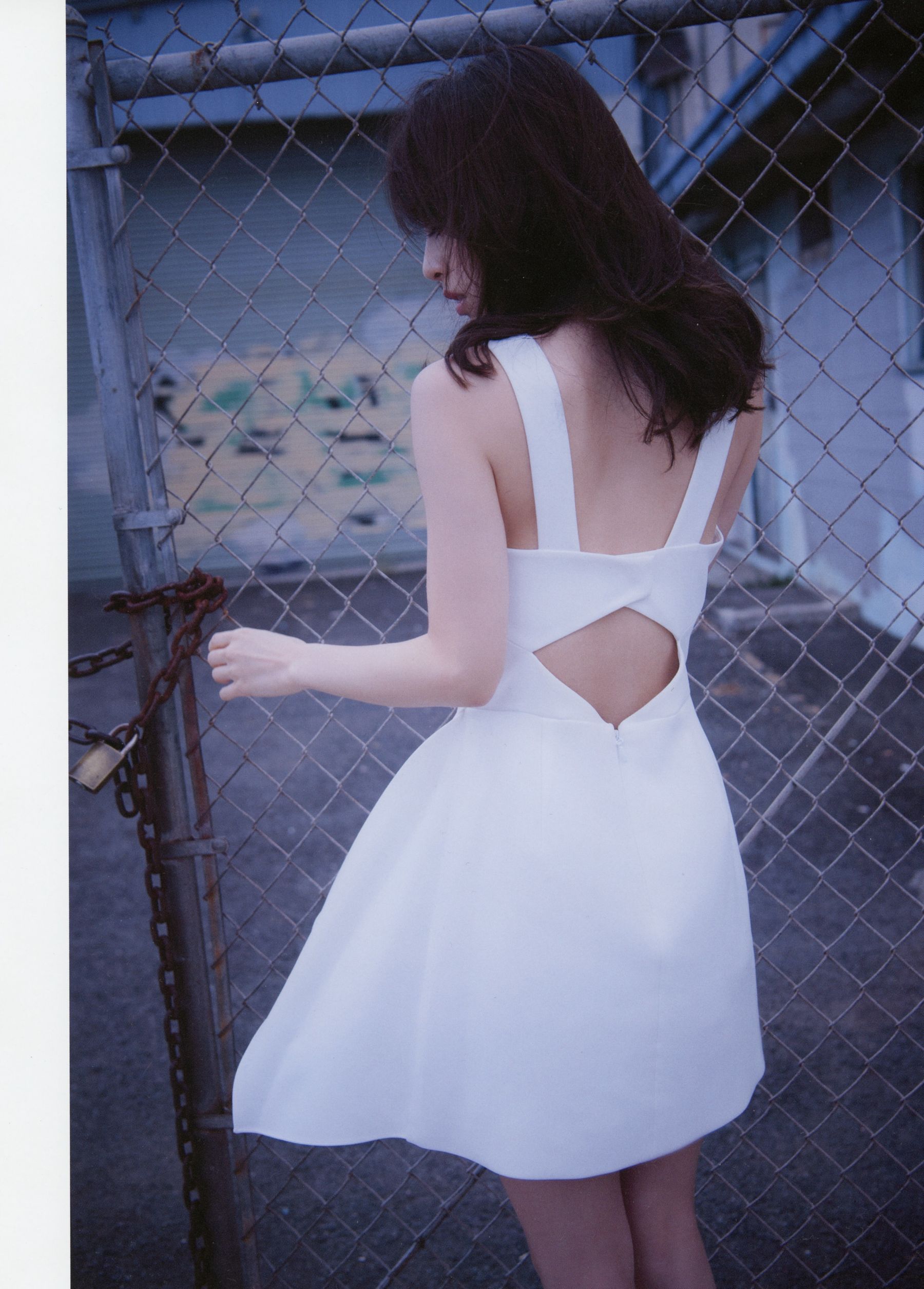Rika Izumi 泉里香 1st Photobook「Rika!」