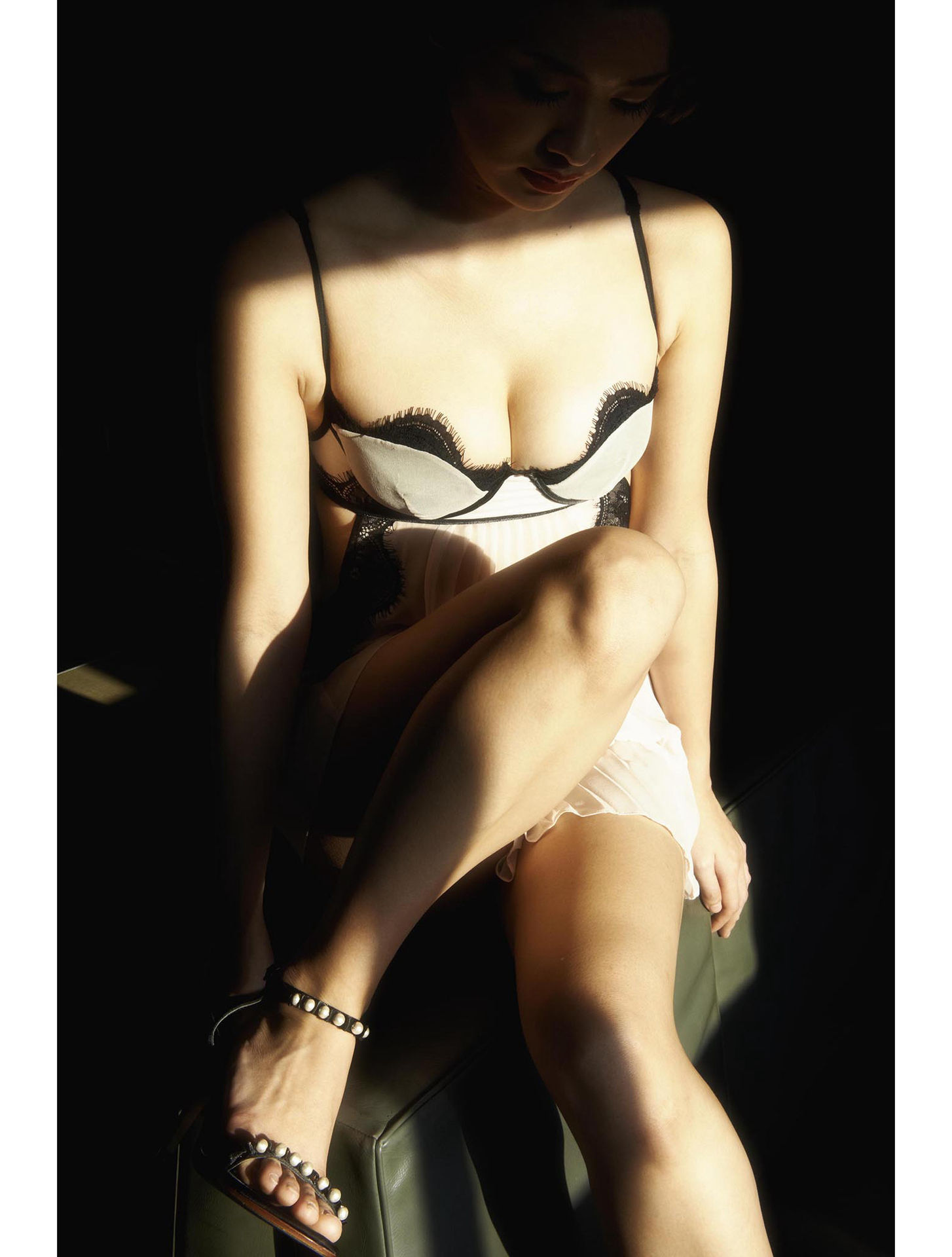 Rin Asuka 飛鳥凛 写真集『凛』