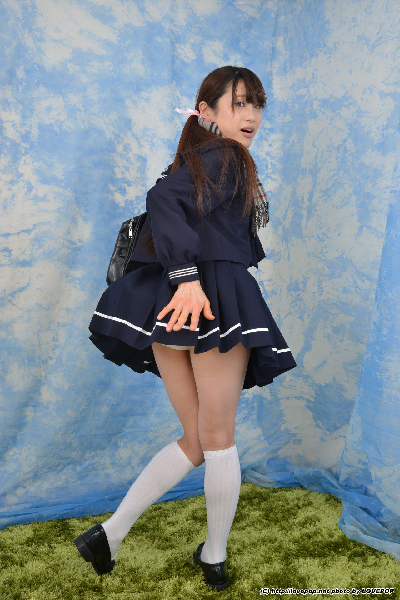 [LOVEPOP] Kotone Suzumiya 涼宮琴音 iron bar panchira ! Sailor suit! - PPV