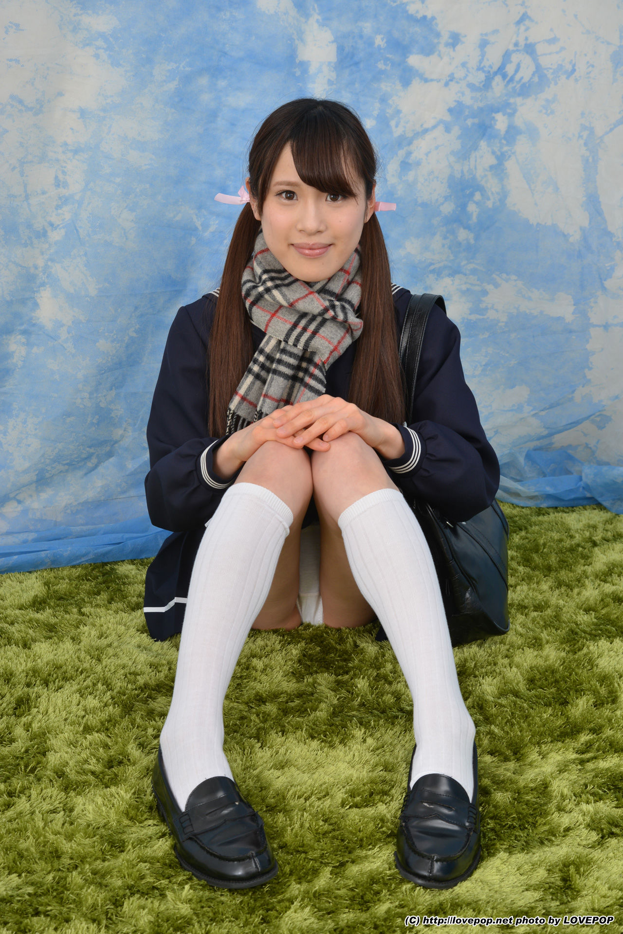 [LOVEPOP] Kotone Suzumiya 涼宮琴音 iron bar panchira ! Sailor suit! - PPV