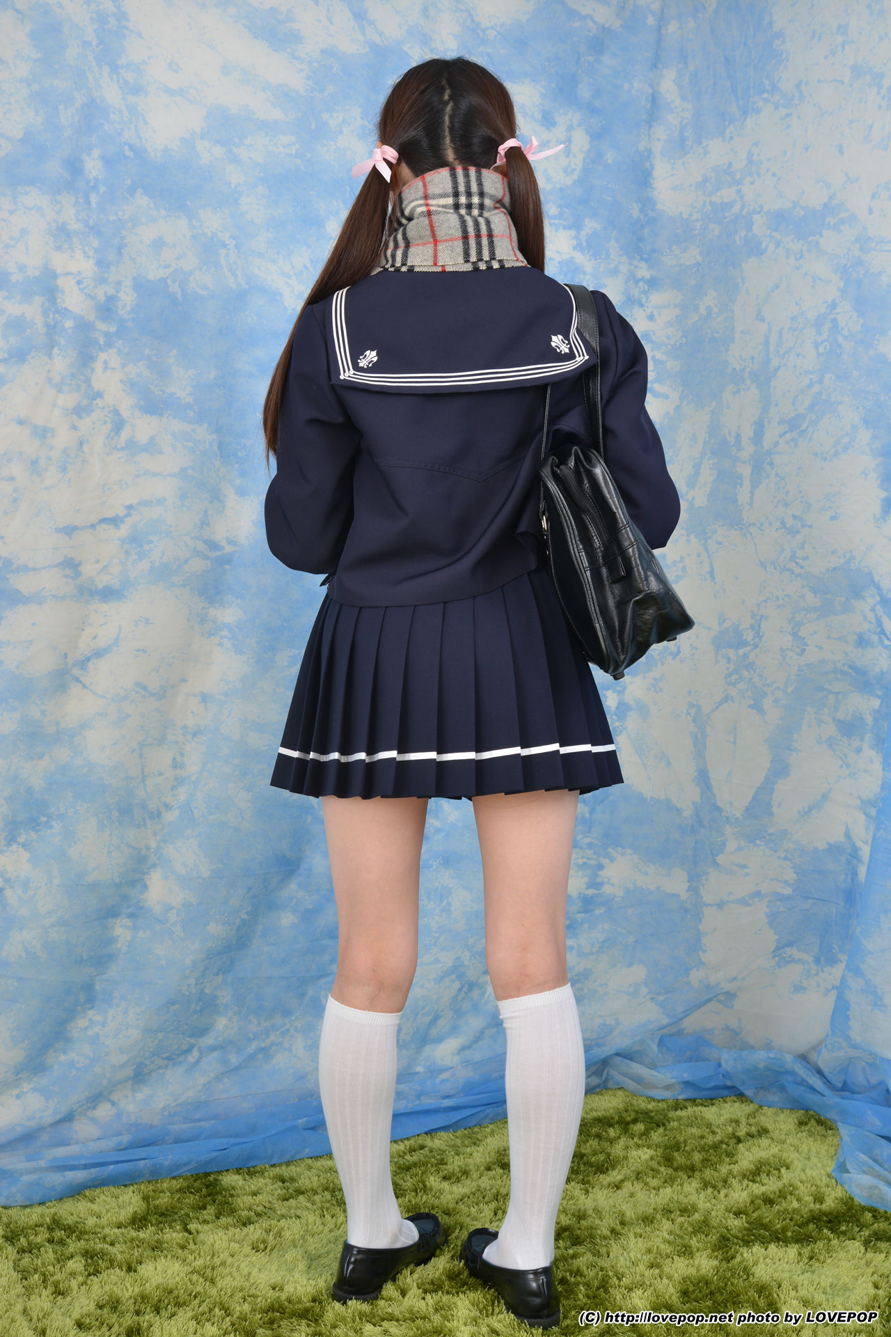 [LOVEPOP] Kotone Suzumiya 涼宮琴音 iron bar panchira ! Sailor suit! - PPV