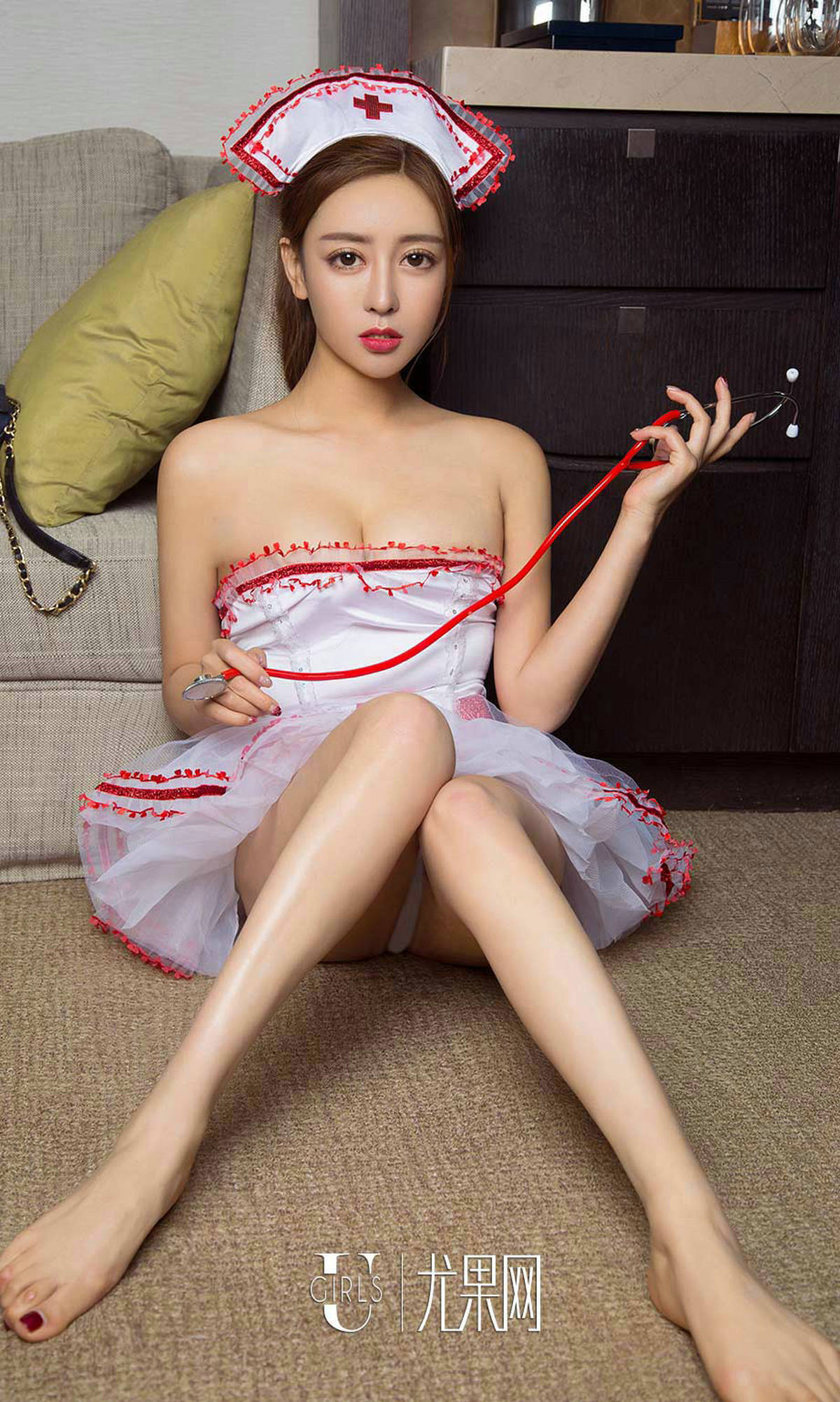 [尤果圈爱尤物] No.1290 吴美溪 听心跳