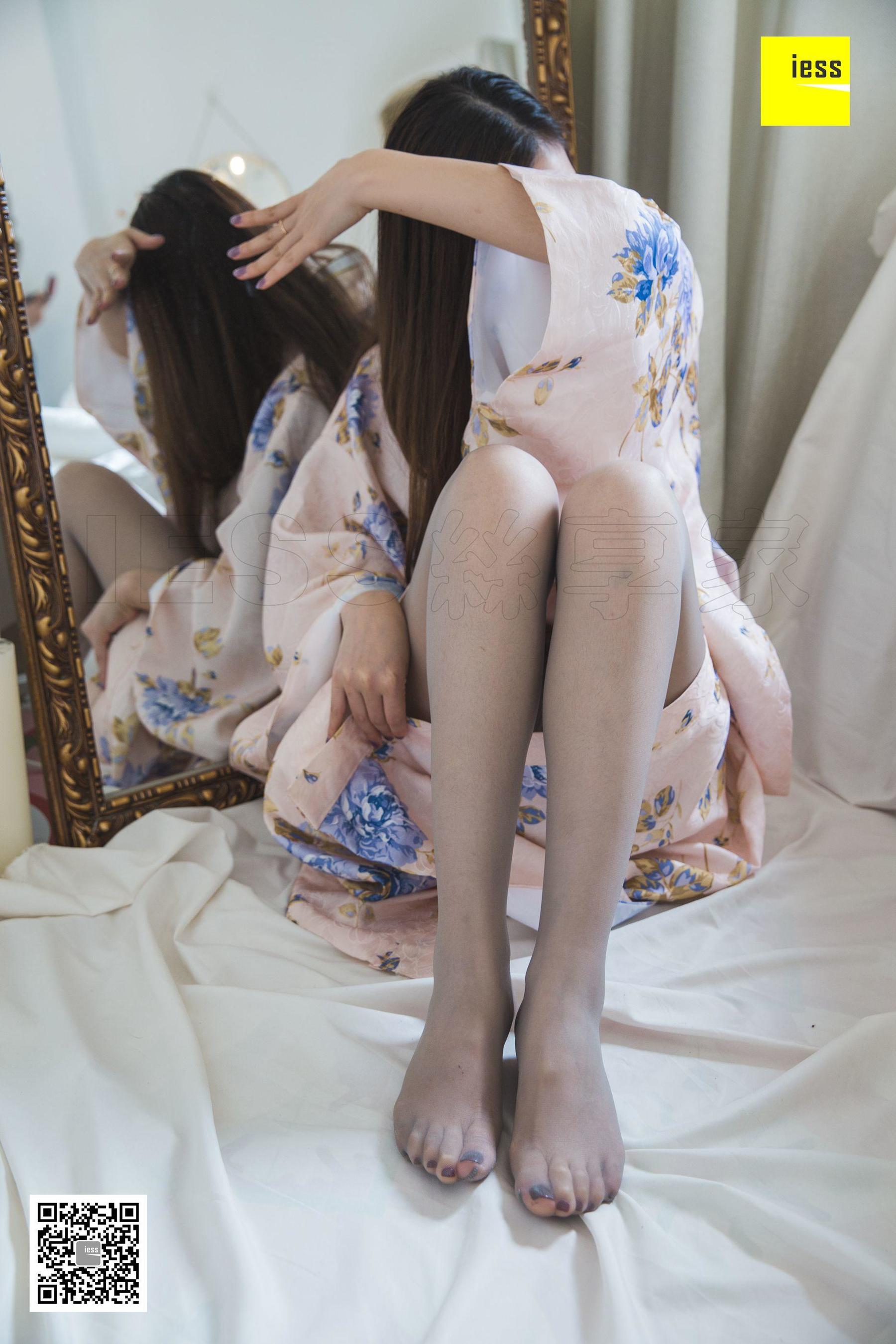 [异思趣向IESS] 模特 九妹《九妹和服灰丝》