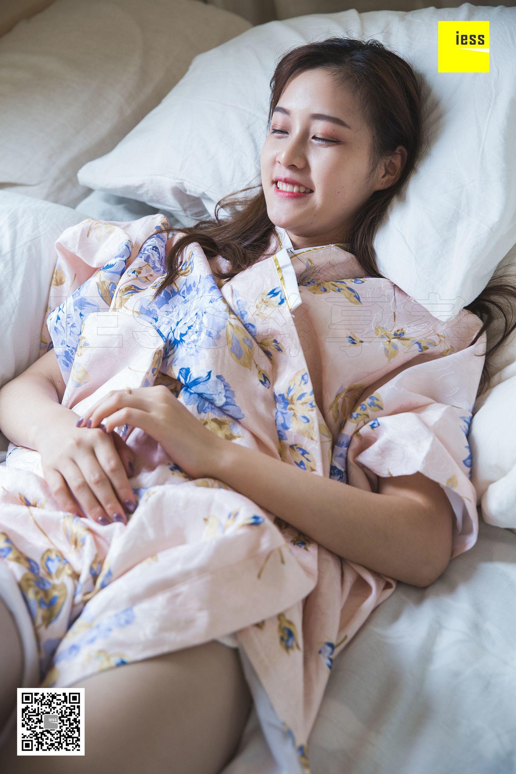 [异思趣向IESS] 模特 九妹《九妹和服灰丝》