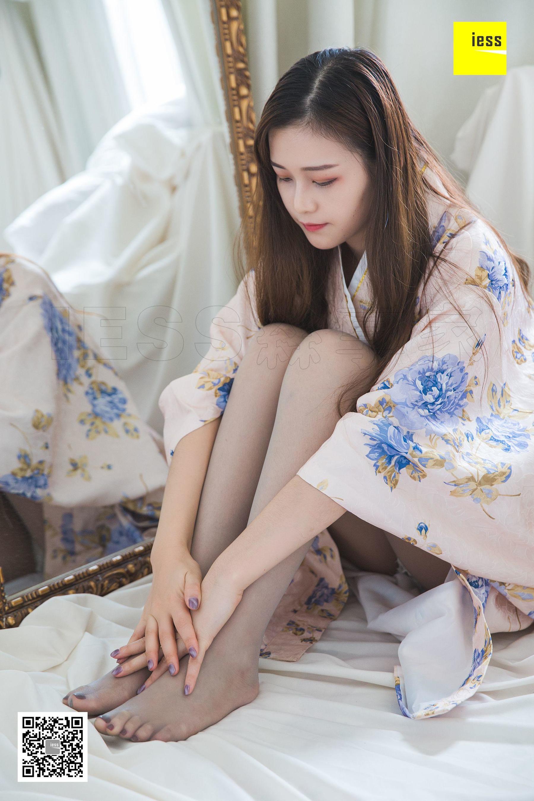 [异思趣向IESS] 模特 九妹《九妹和服灰丝》