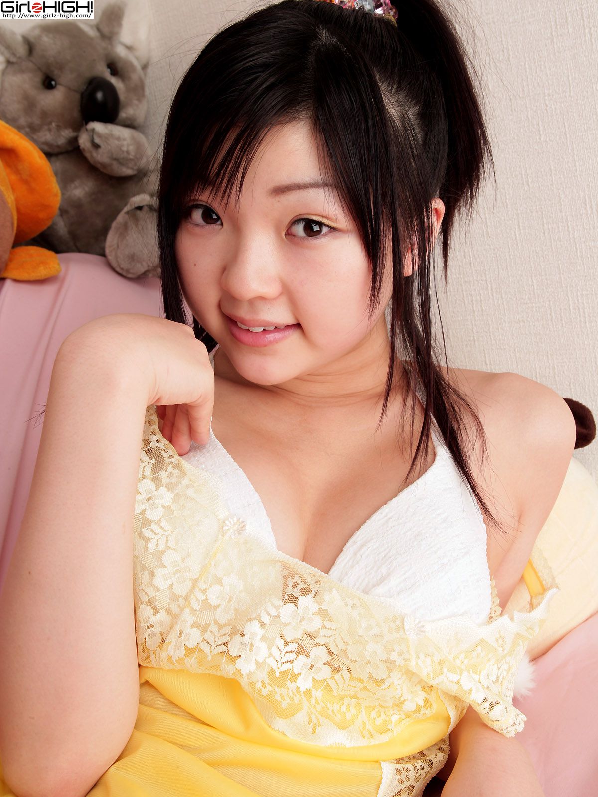 [Girlz-High] Moe Misaki 美咲萌 Gravure Gallery - g074 Photoset 04