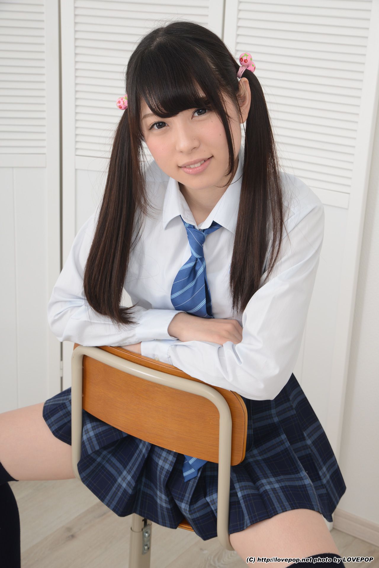[LOVEPOP] Rena Aoi あおいれな Sausage licking uniform shirt - PPV