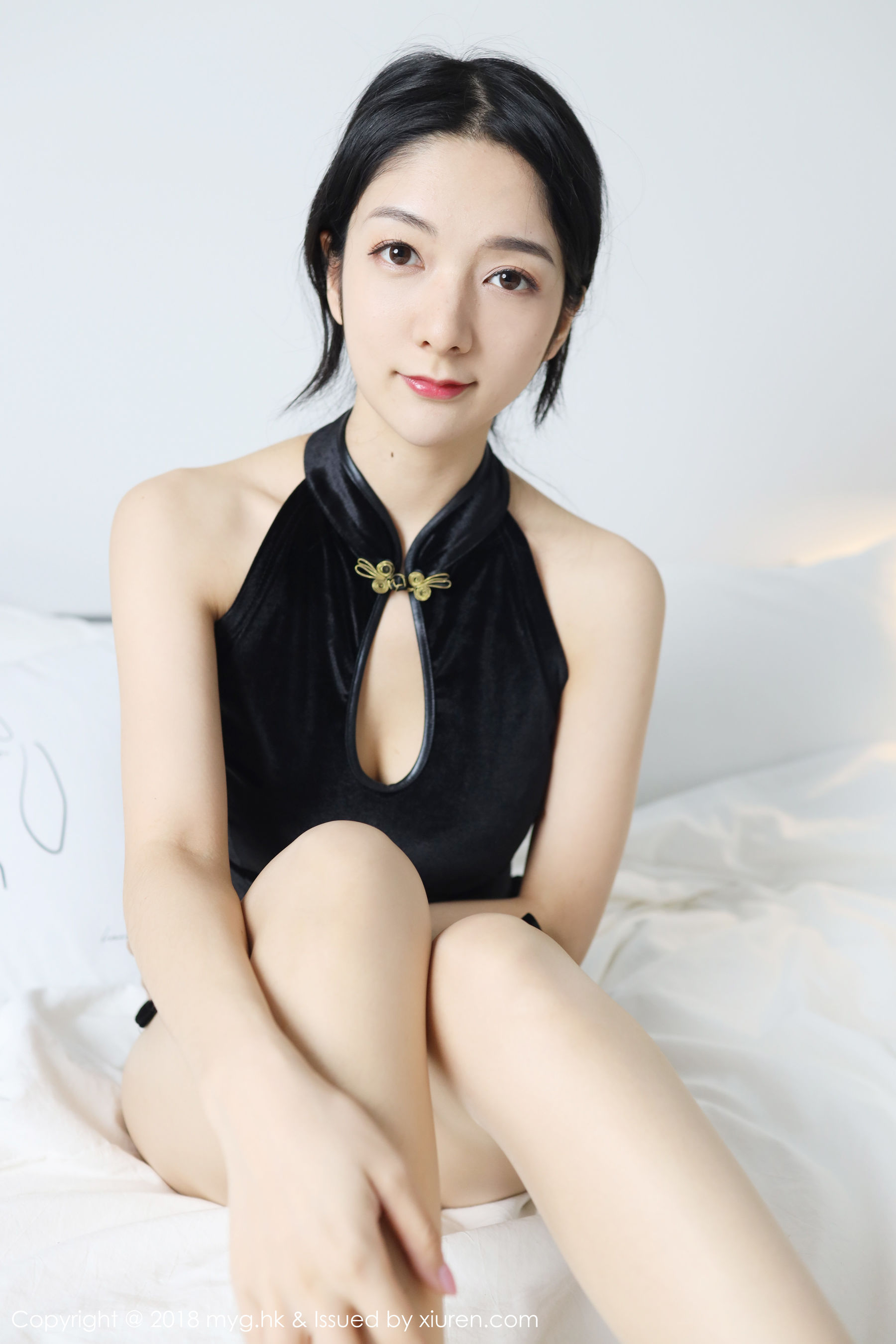 [美媛馆MyGirl] Vol.326 Angela喜欢猫