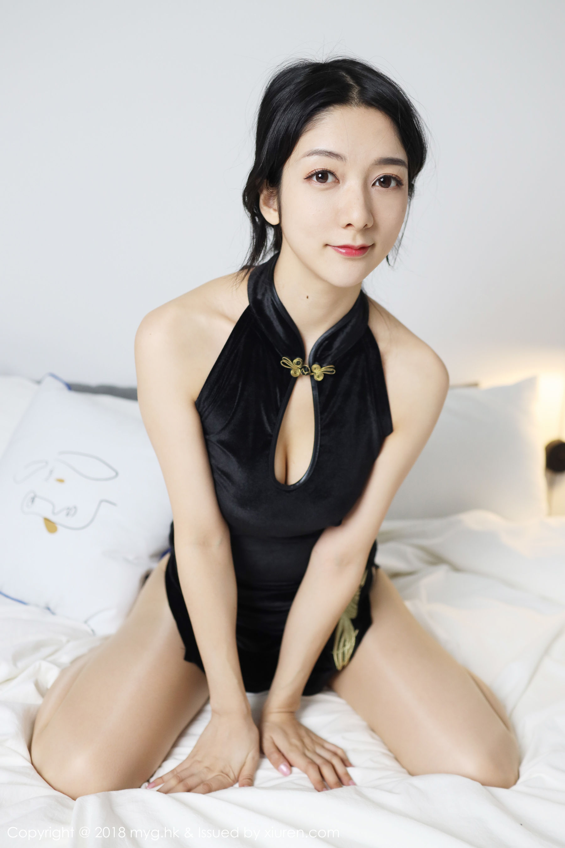 [美媛馆MyGirl] Vol.326 Angela喜欢猫