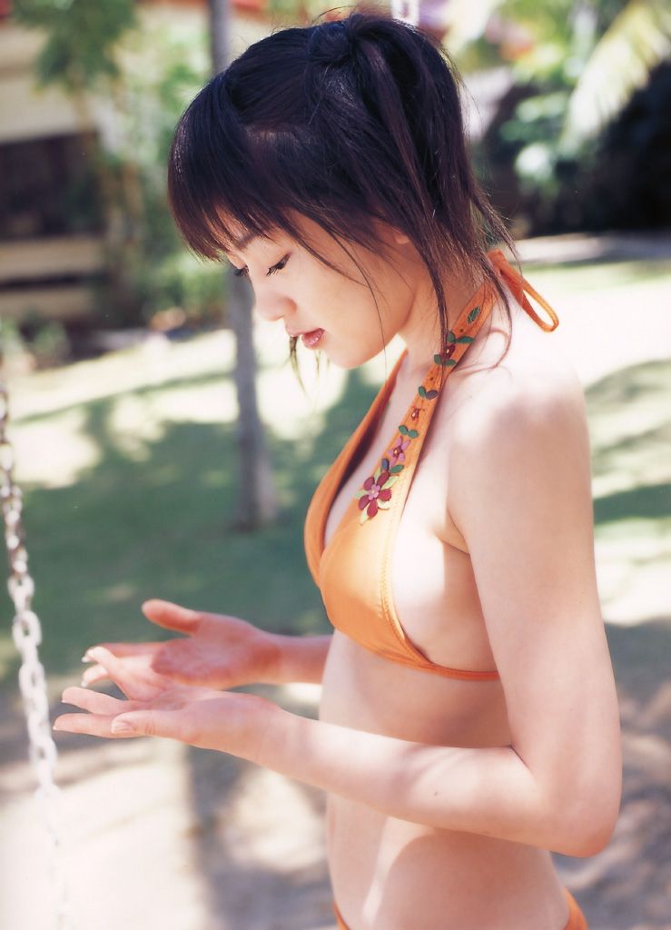 中村知世 《知世初見世》 写真集  撮影 Mouri Mitsuhiro
