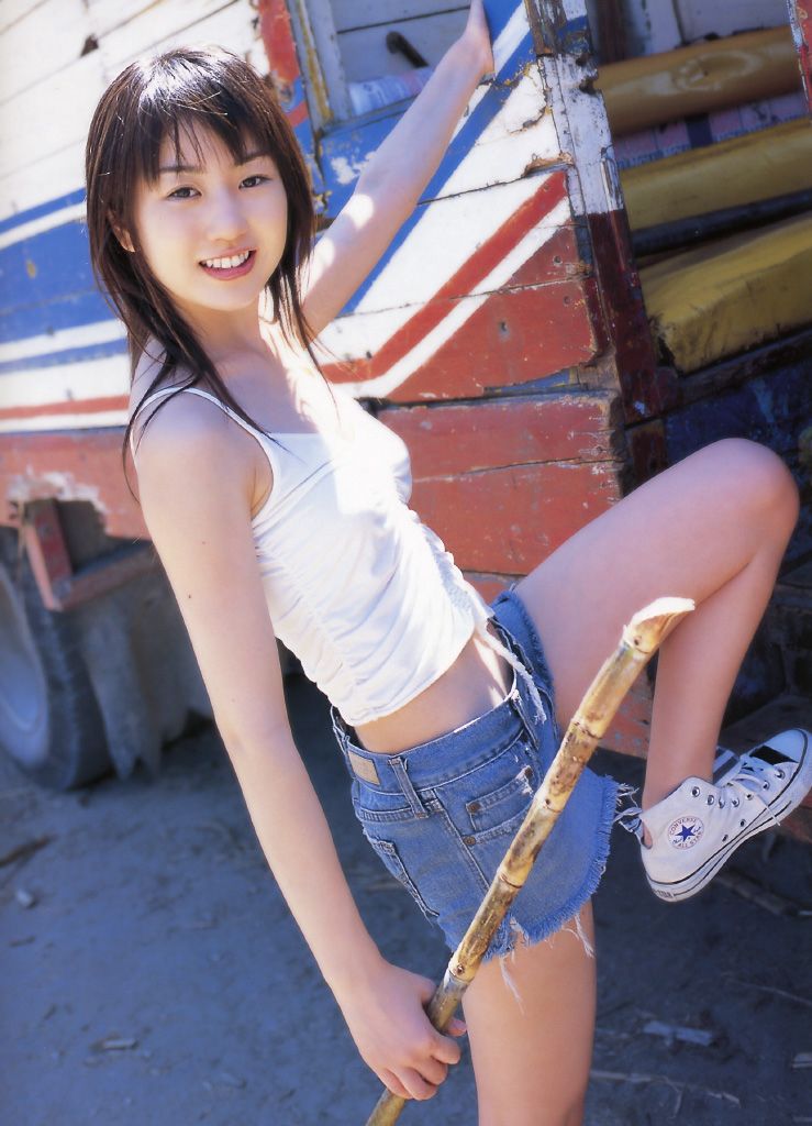 中村知世 《知世初見世》 写真集  撮影 Mouri Mitsuhiro