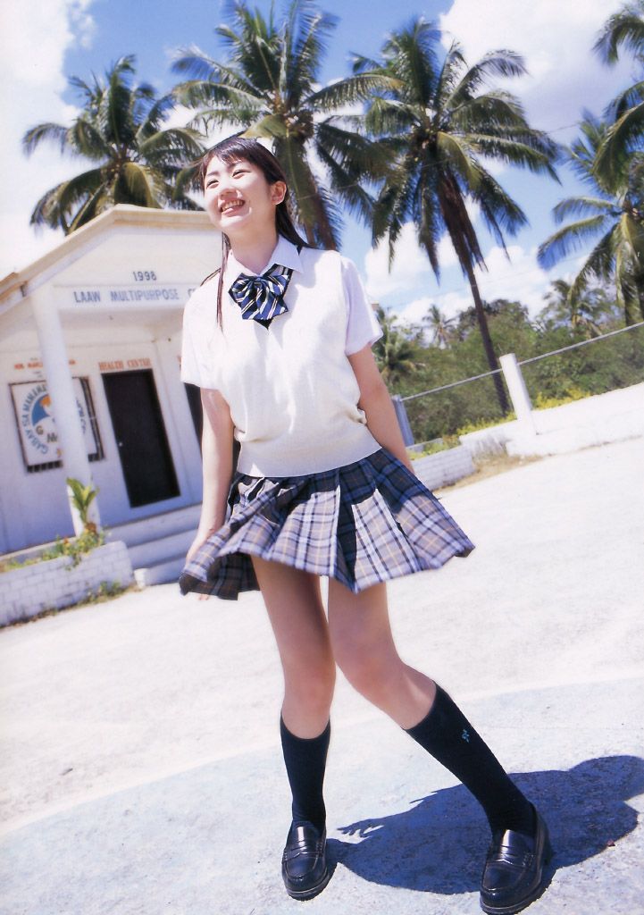 中村知世 《知世初見世》 写真集  撮影 Mouri Mitsuhiro