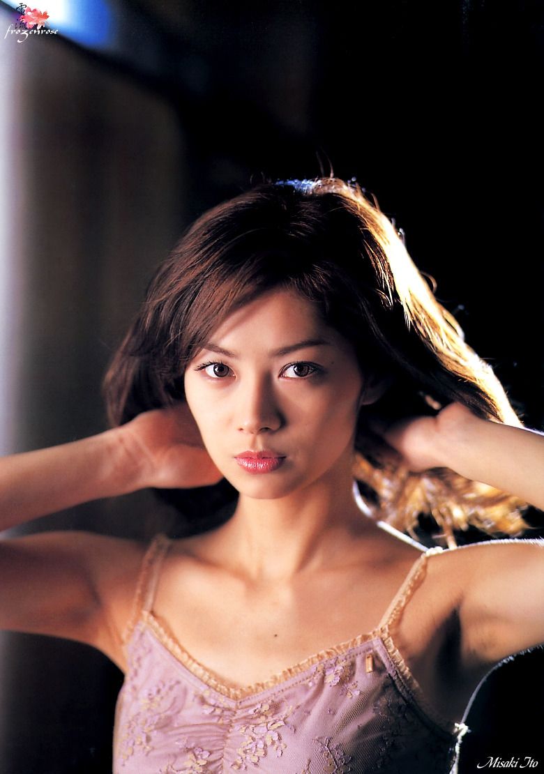 伊东美咲 Misaki Ito