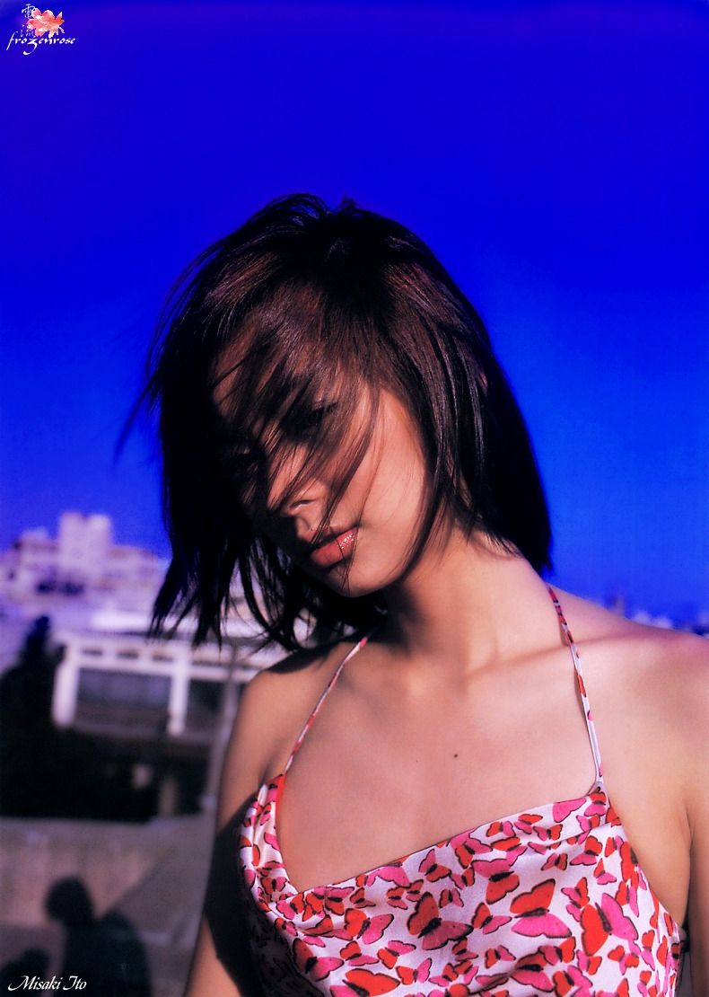 伊东美咲 Misaki Ito