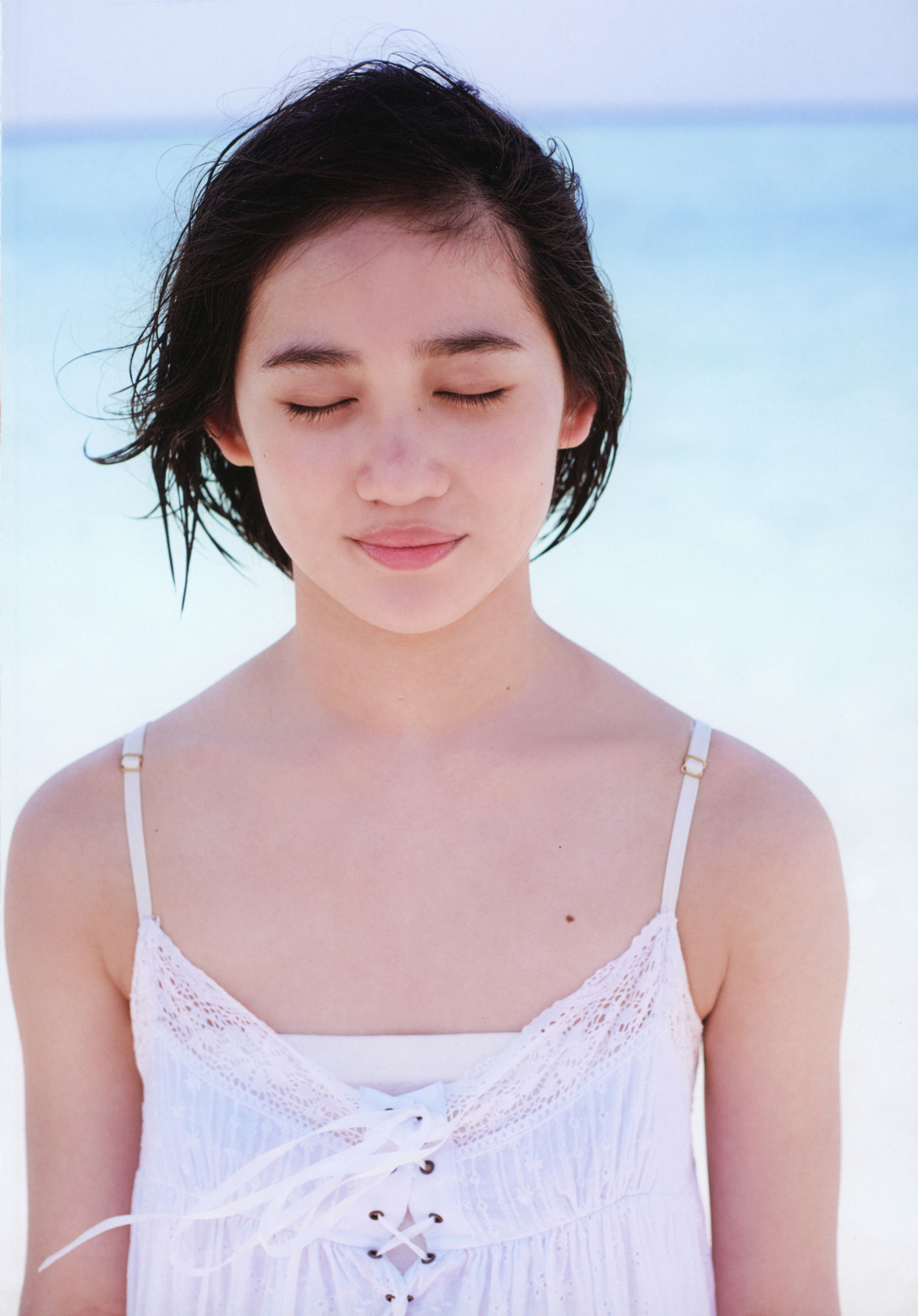 佐々木莉佳子 写真集 『 ＲＩＫＡＫＯ 』Amazon限定アザーカバーVer