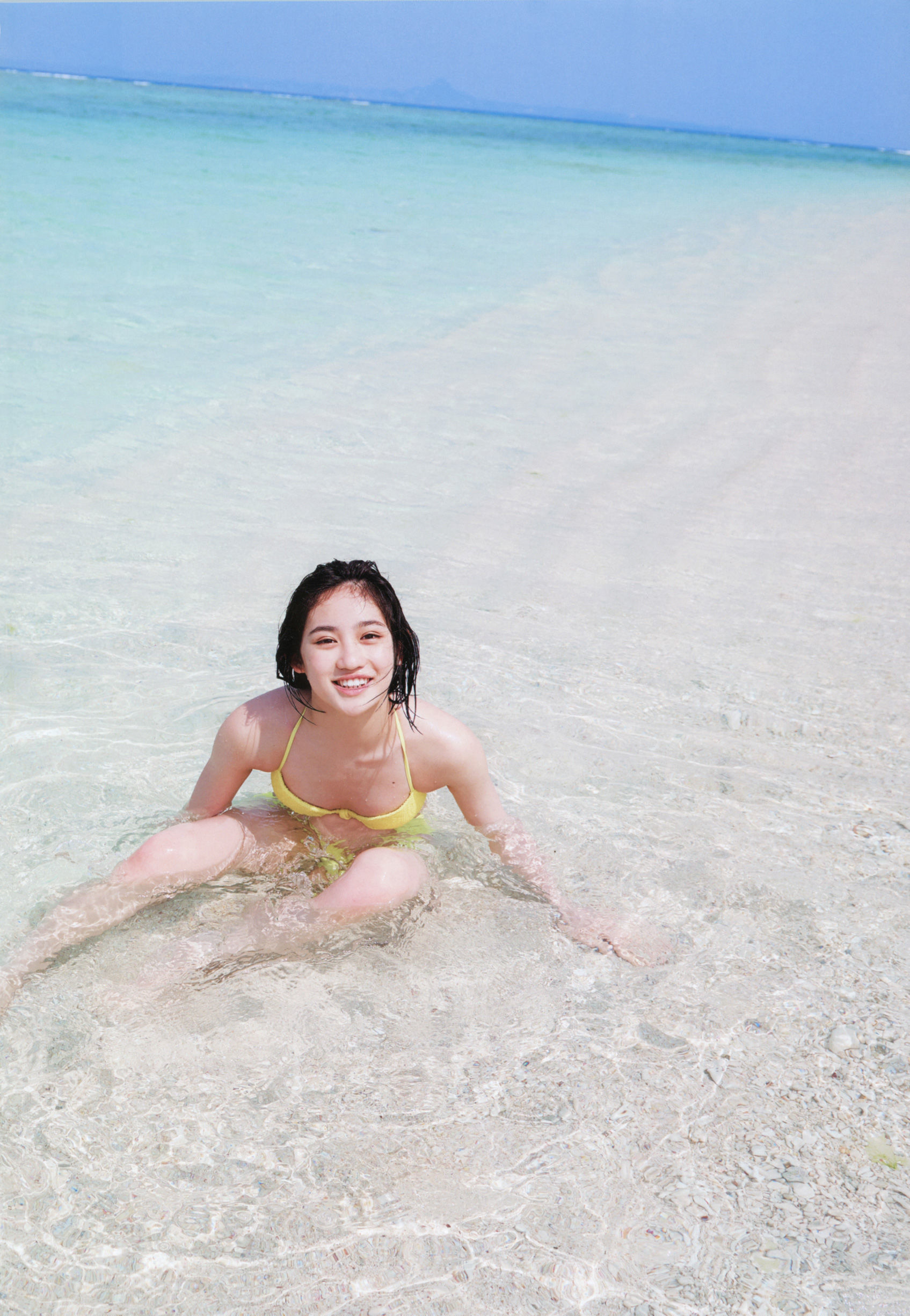 佐々木莉佳子 写真集 『 ＲＩＫＡＫＯ 』Amazon限定アザーカバーVer